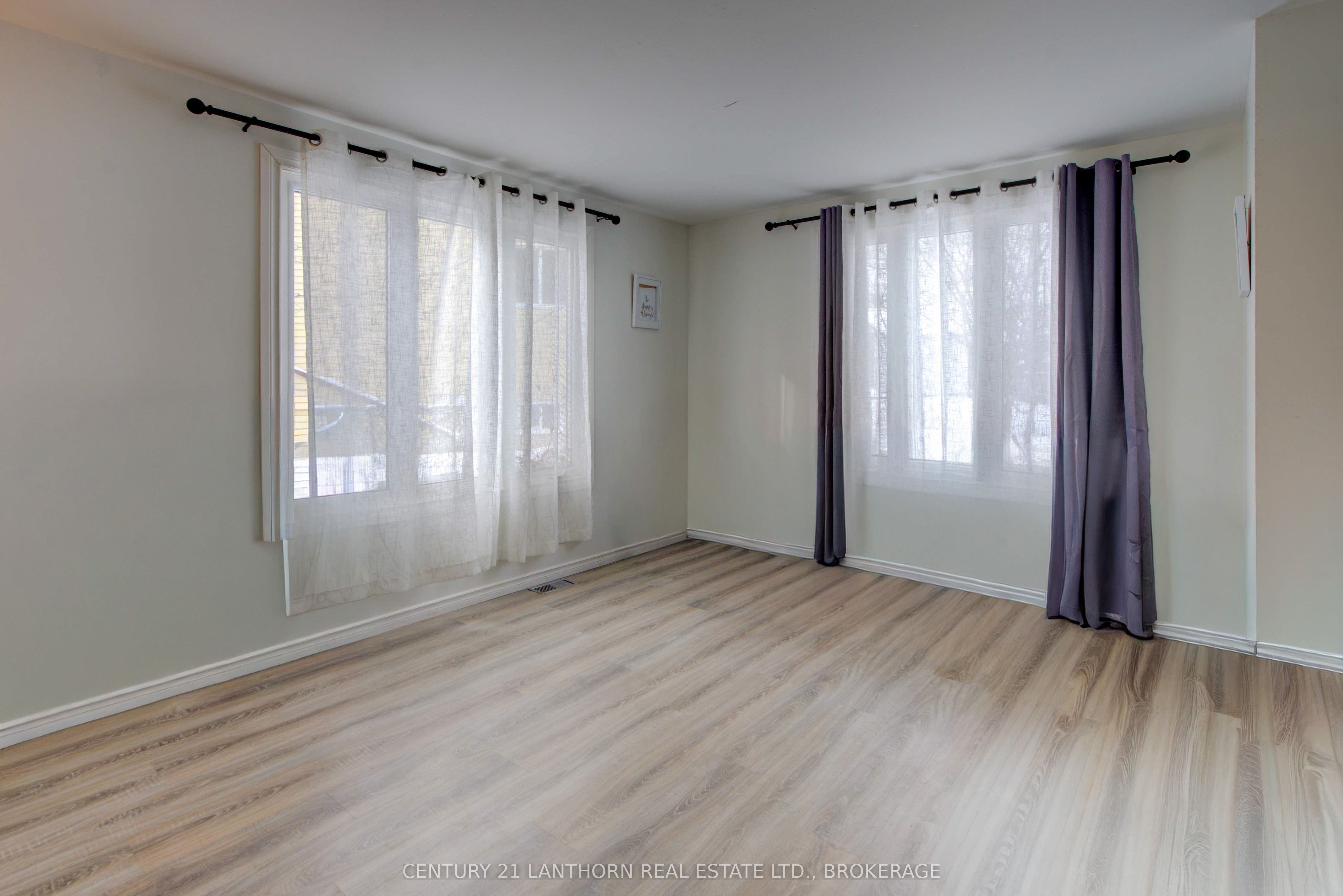 6 Woodstone Crescent Property Photo 10