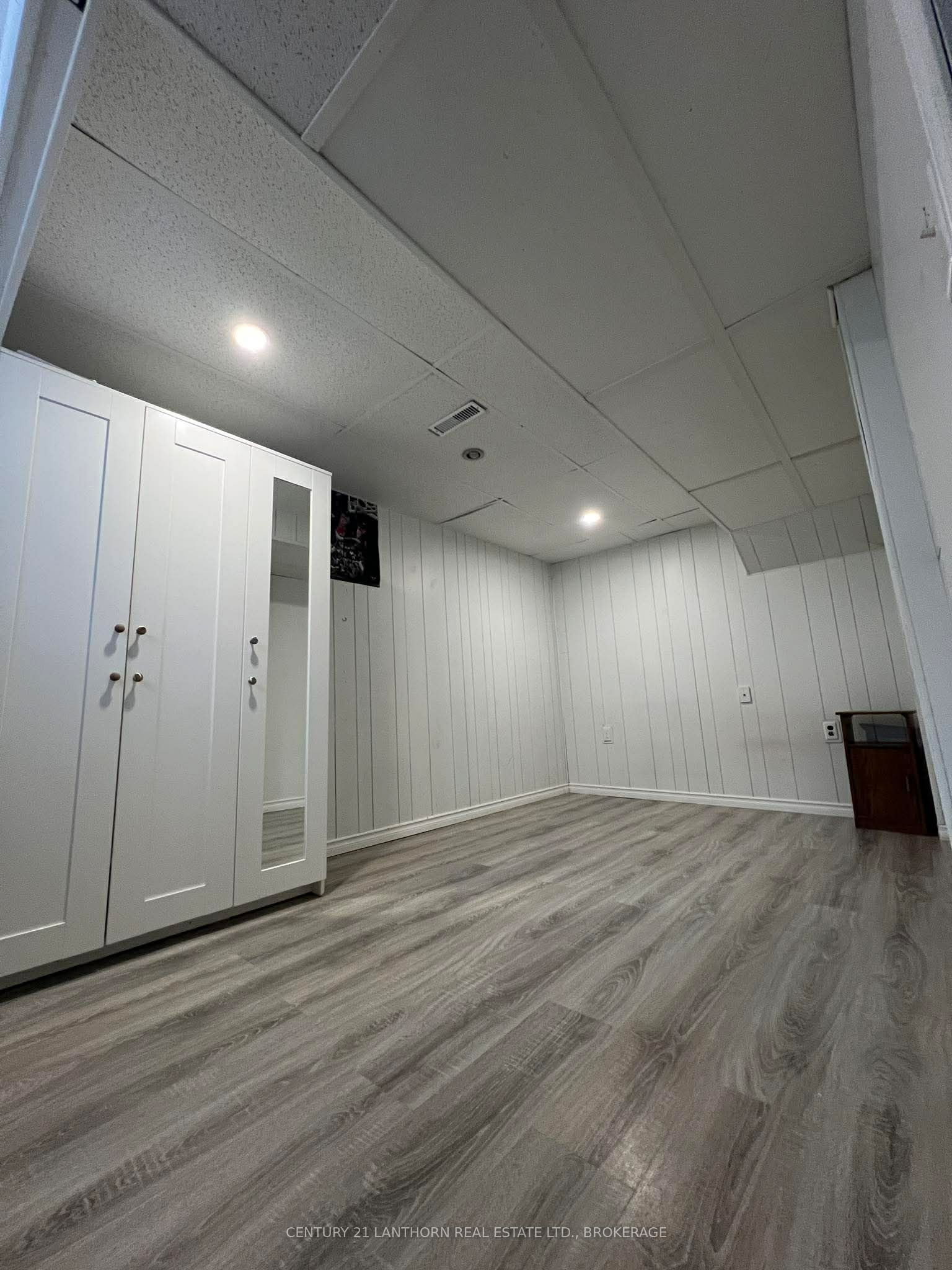 6 Woodstone Crescent Property Photo 29