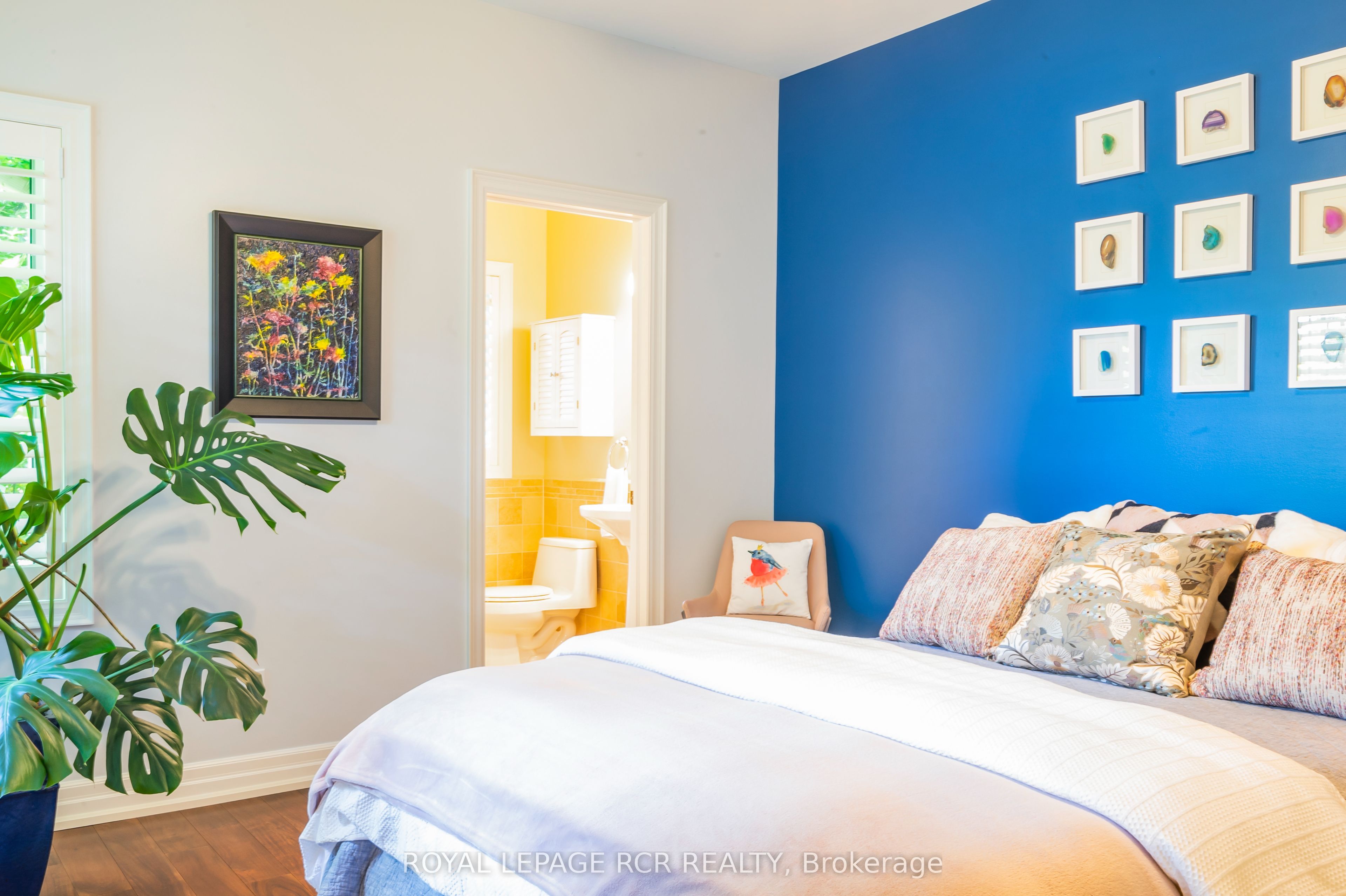 9727 Dundas Street E Property Photo 25