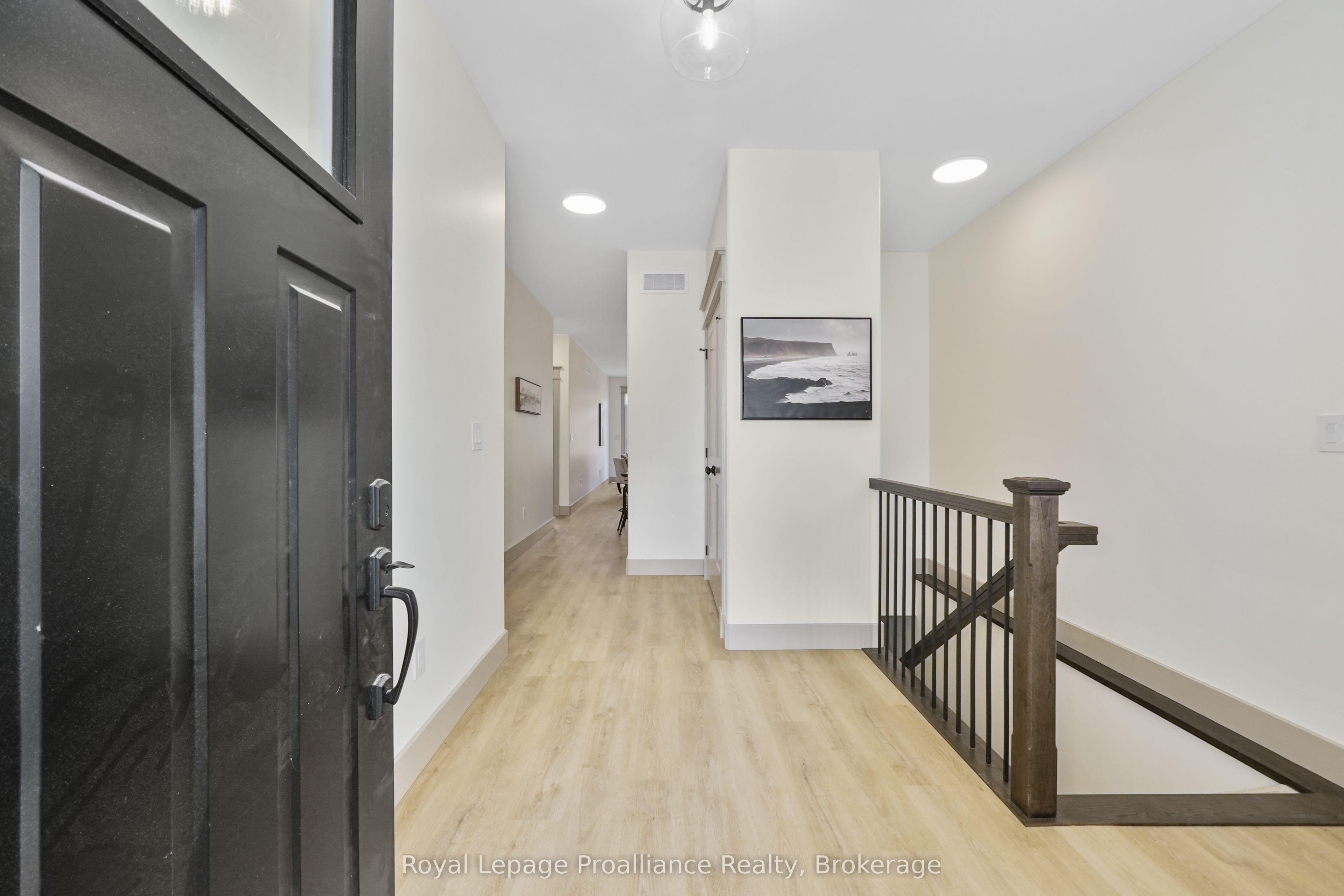 27 Hollingsworth Street Property Photo 5