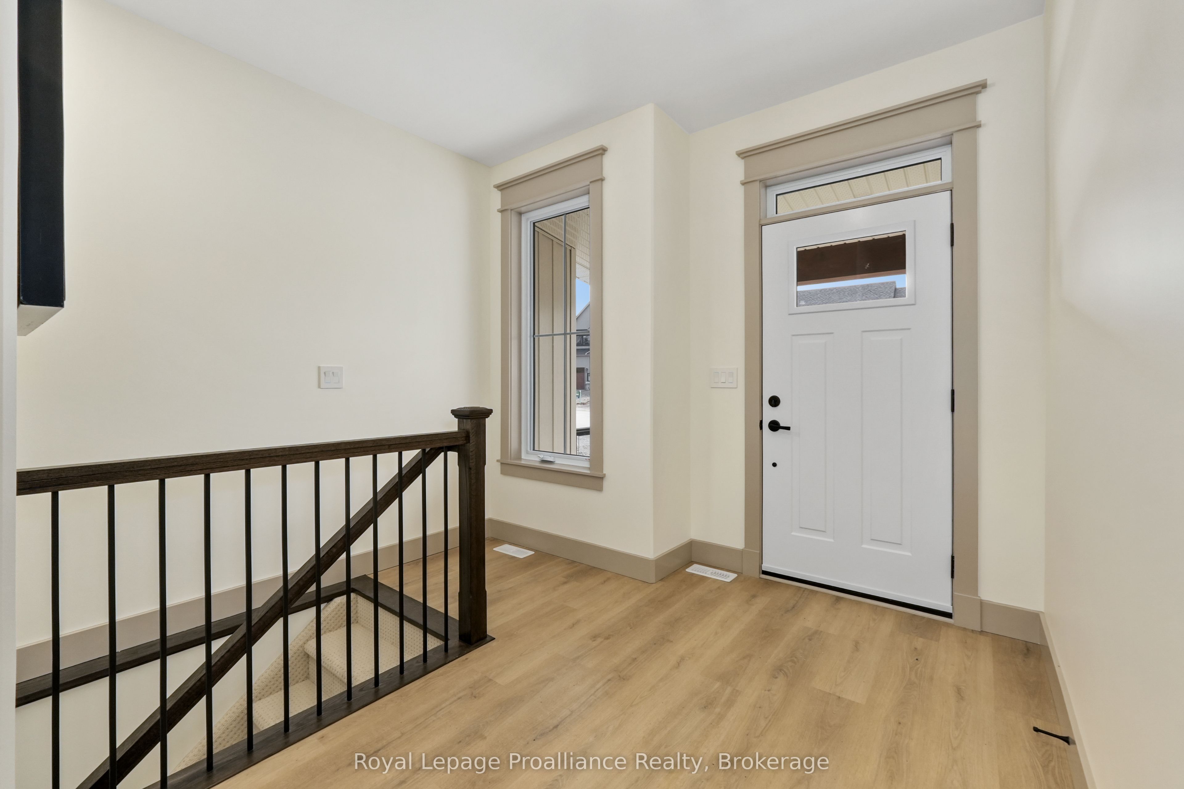 27 Hollingsworth Street Property Photo 6