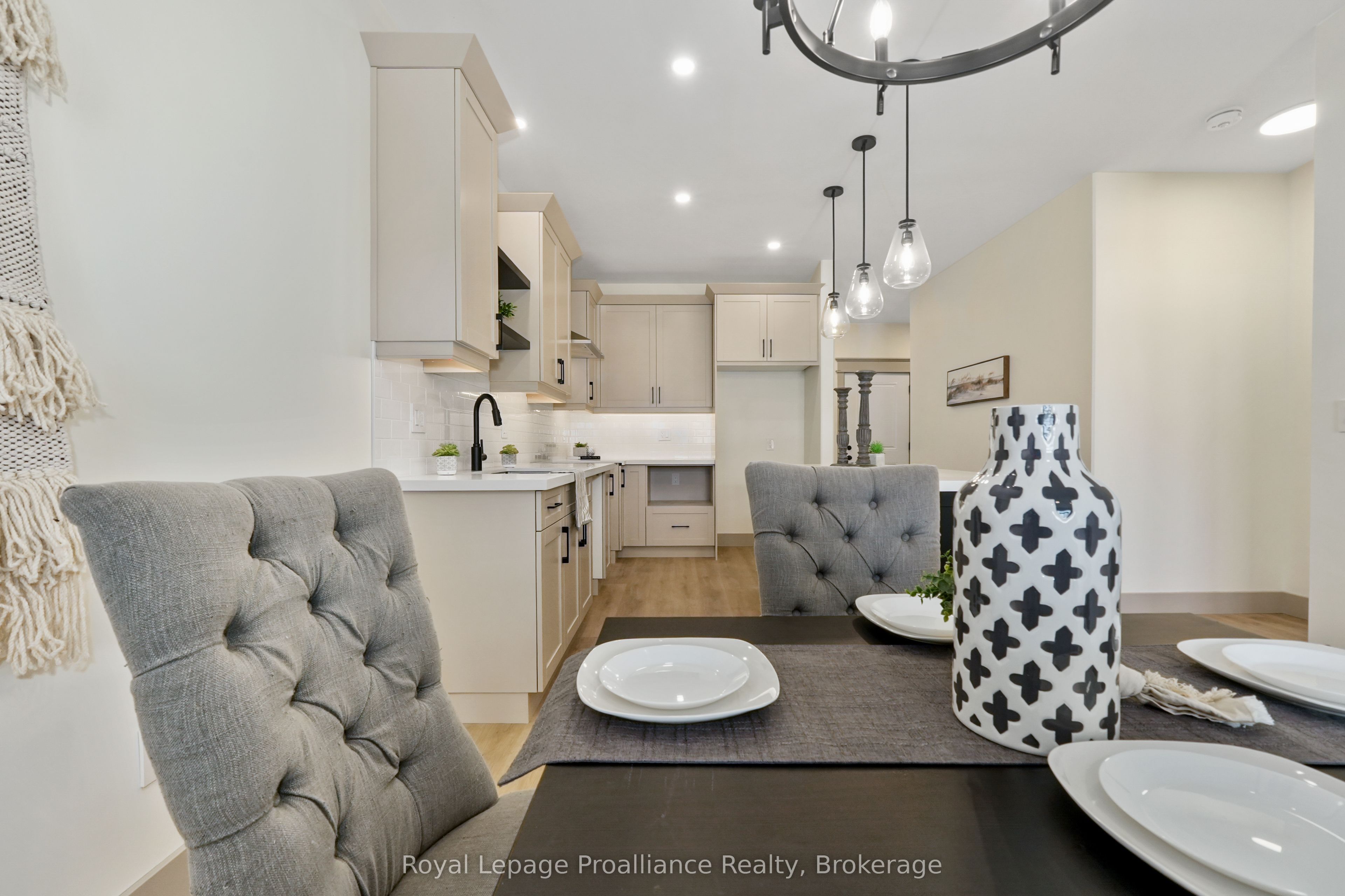 27 Hollingsworth Street Property Photo 22