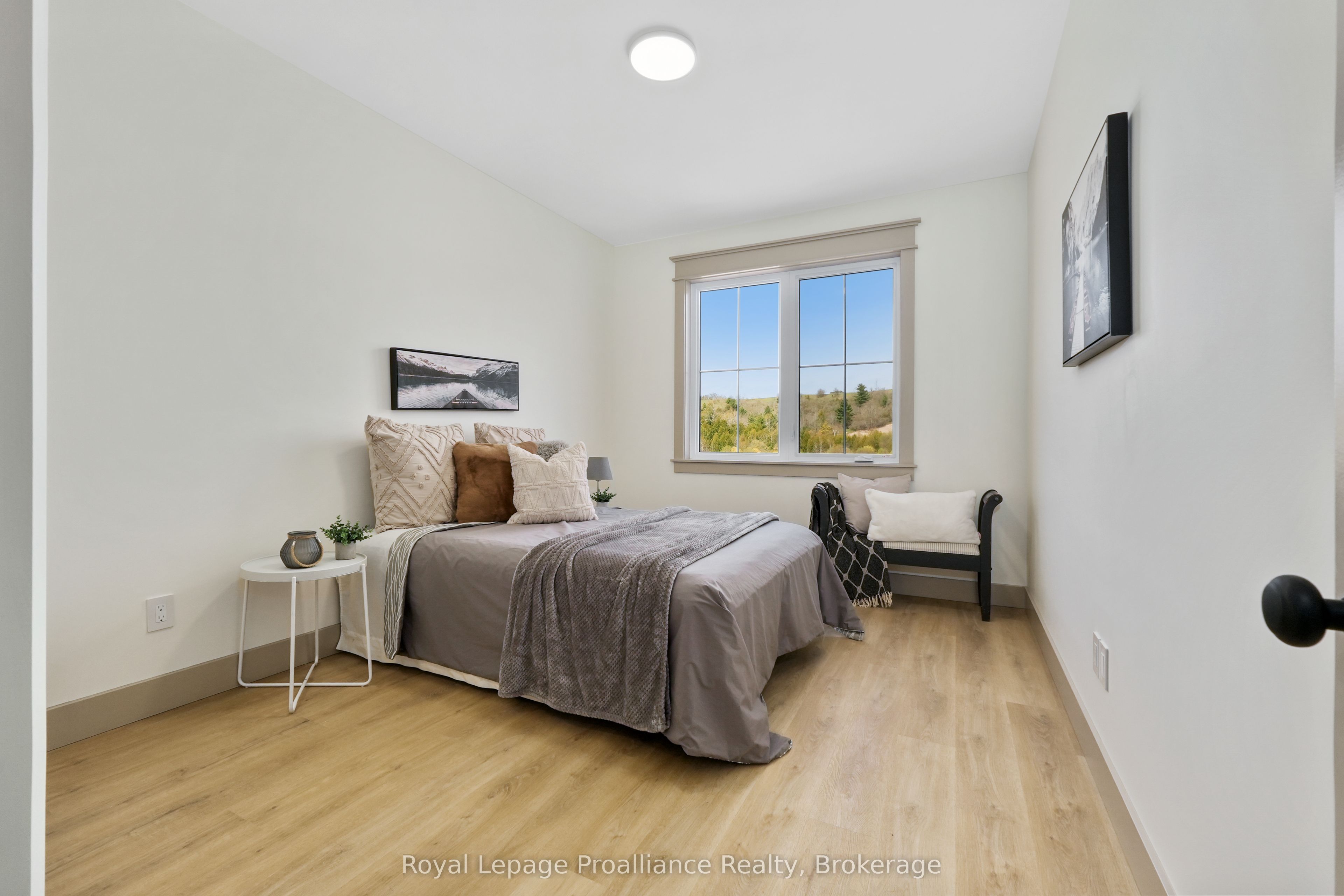 27 Hollingsworth Street Property Photo 27