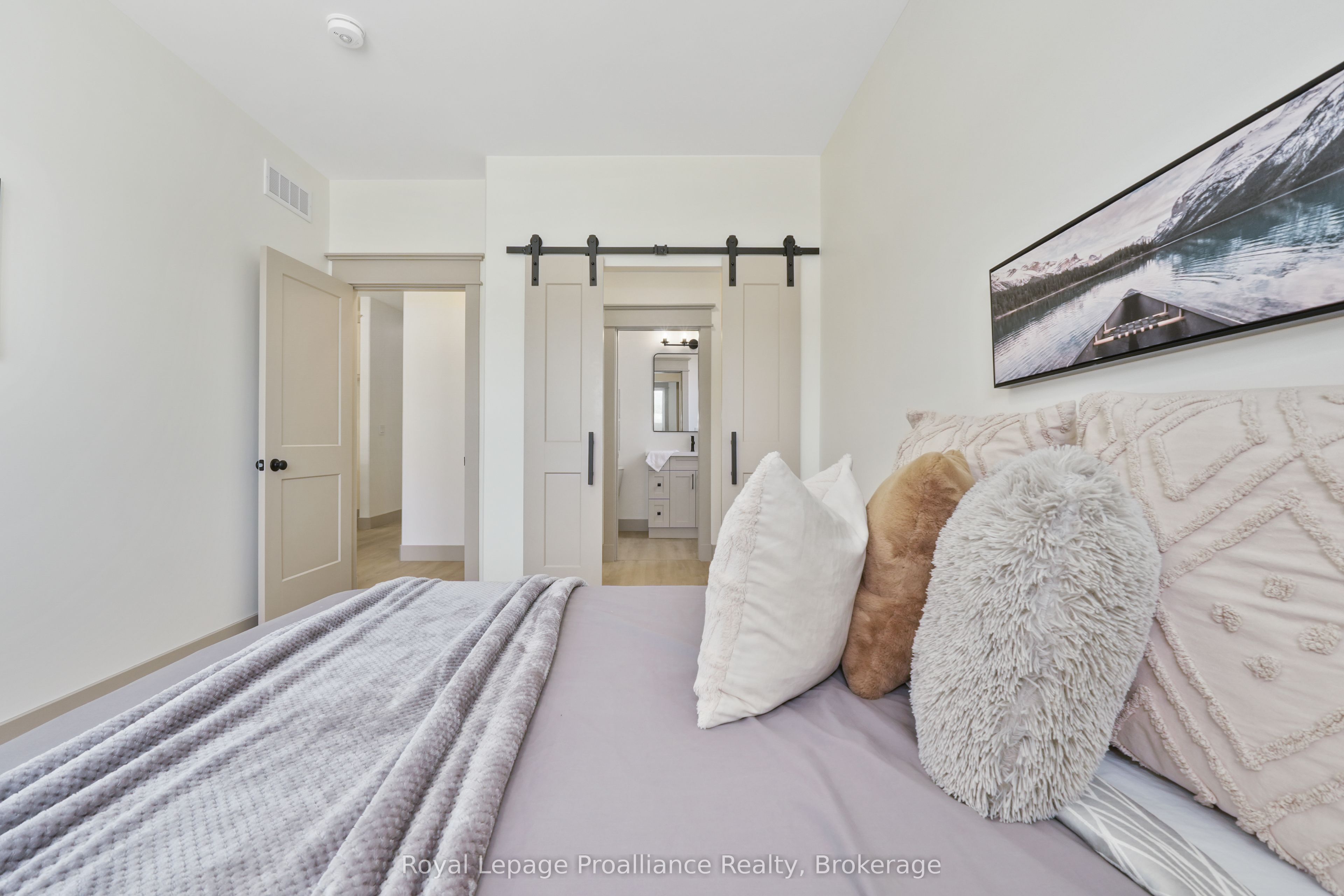 27 Hollingsworth Street Property Photo 30