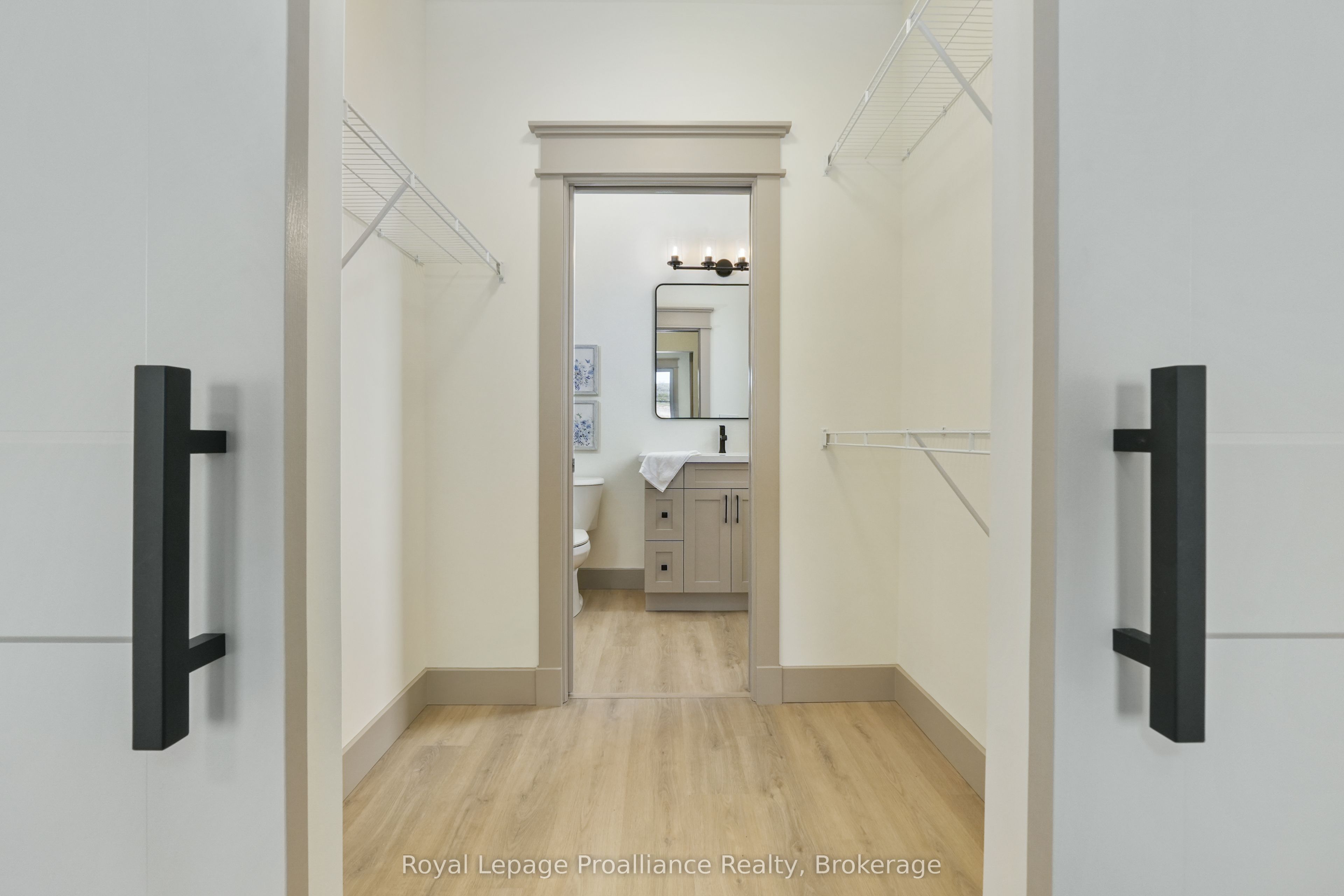 27 Hollingsworth Street Property Photo 32