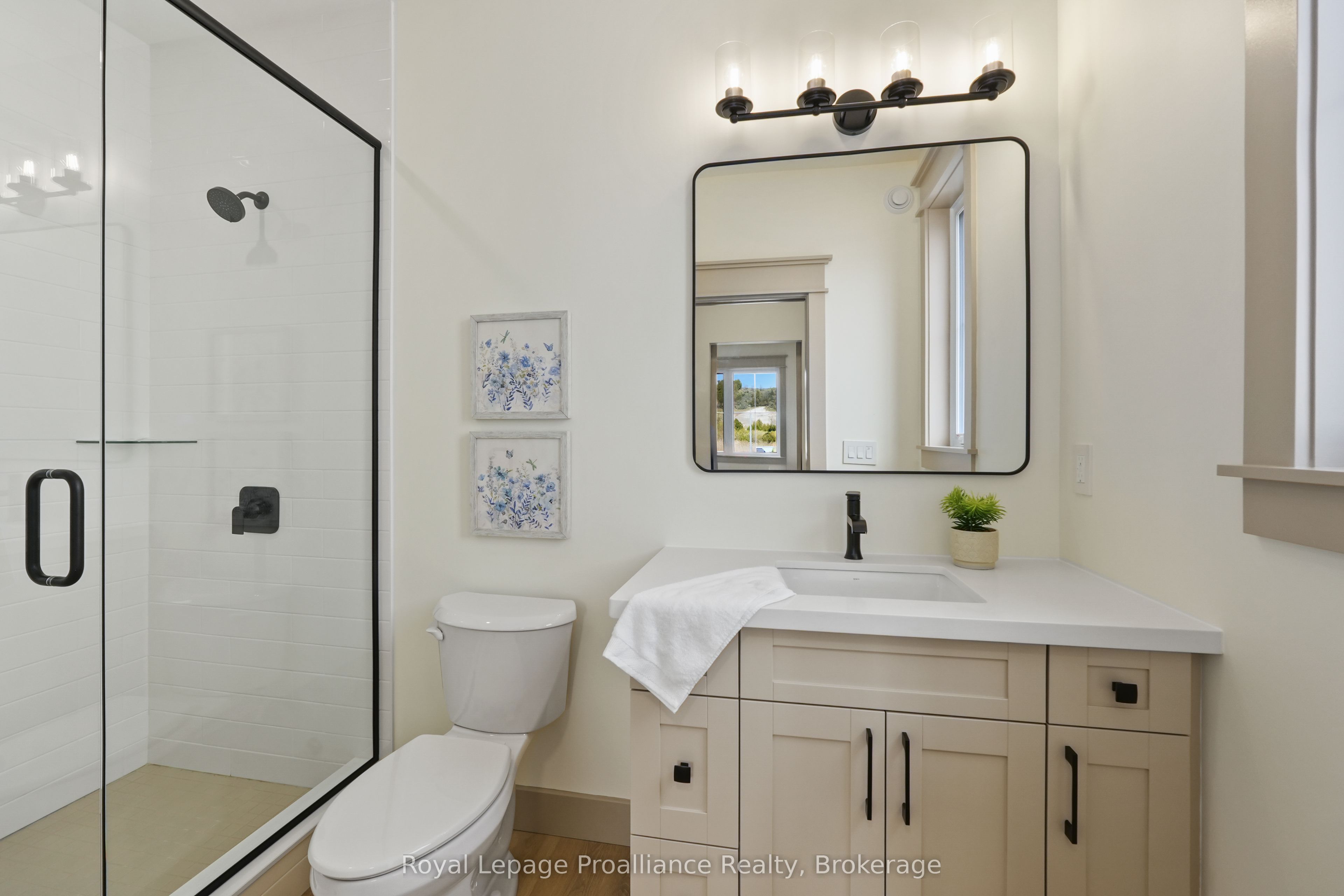 27 Hollingsworth Street Property Photo 33