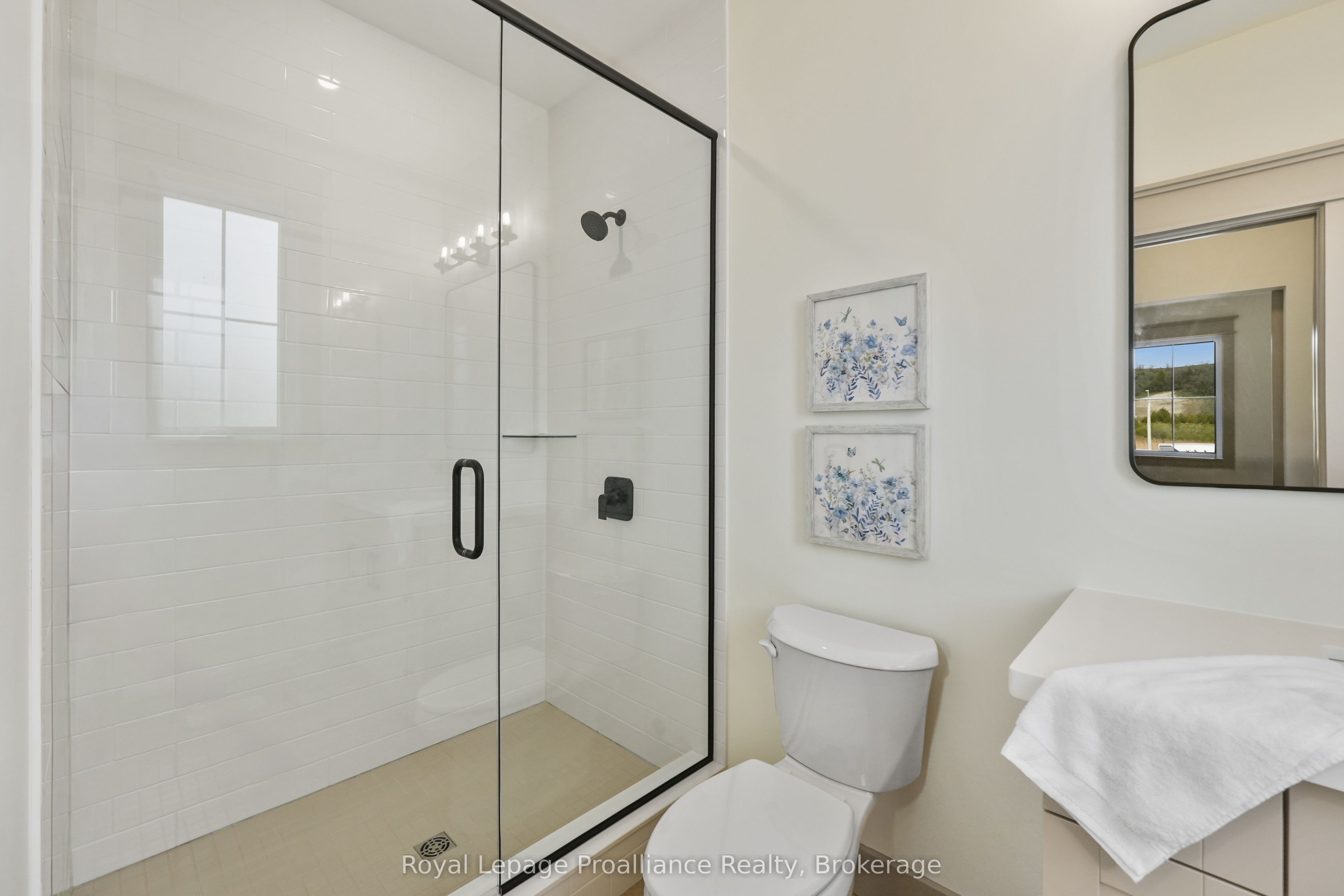 27 Hollingsworth Street Property Photo 34
