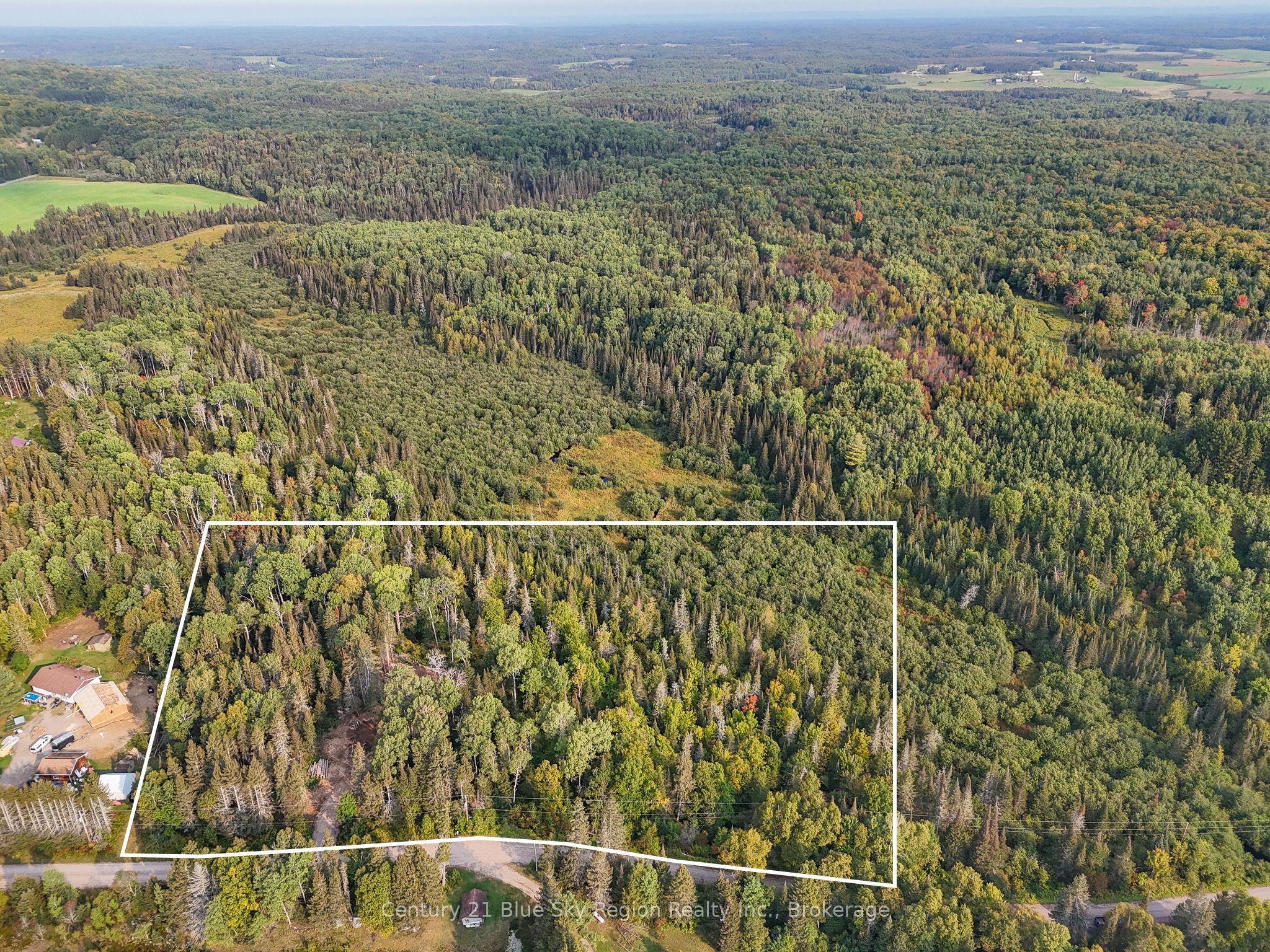 356 Hunt Line Property Photo 1