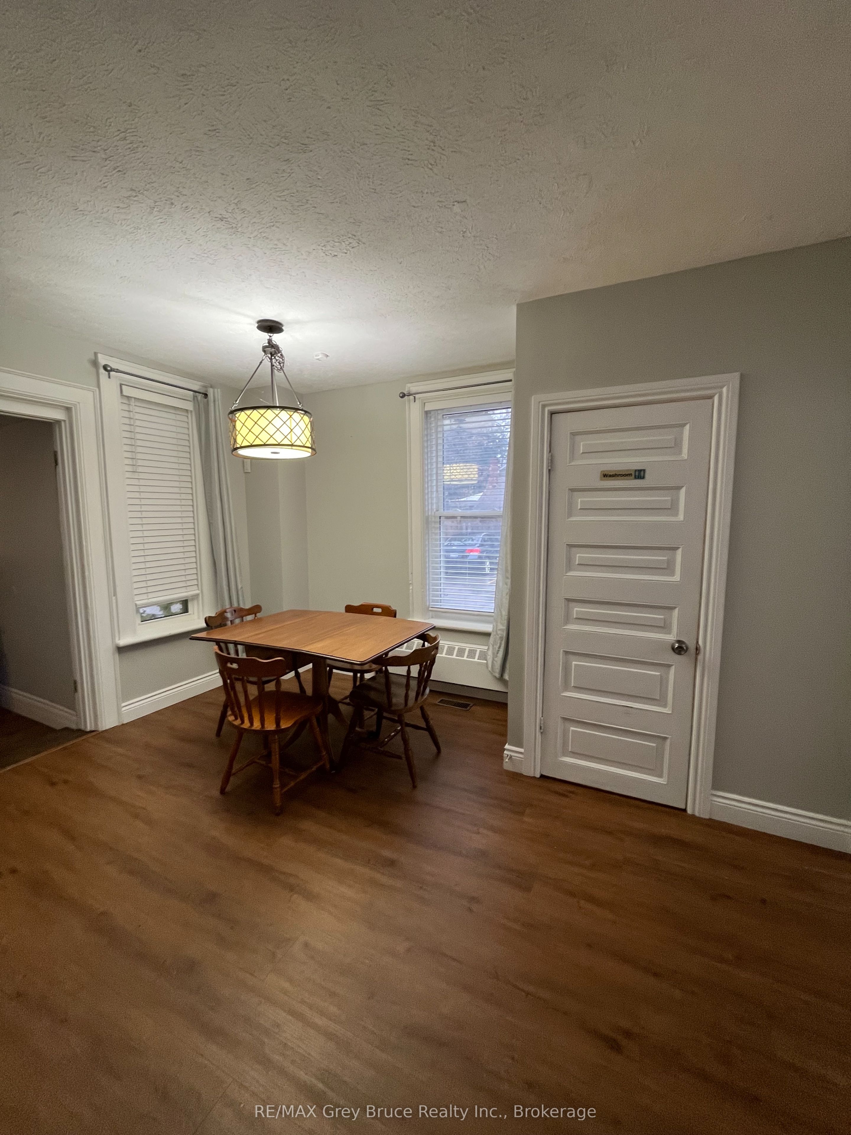 648 2nd Avenue E Property Photo 3