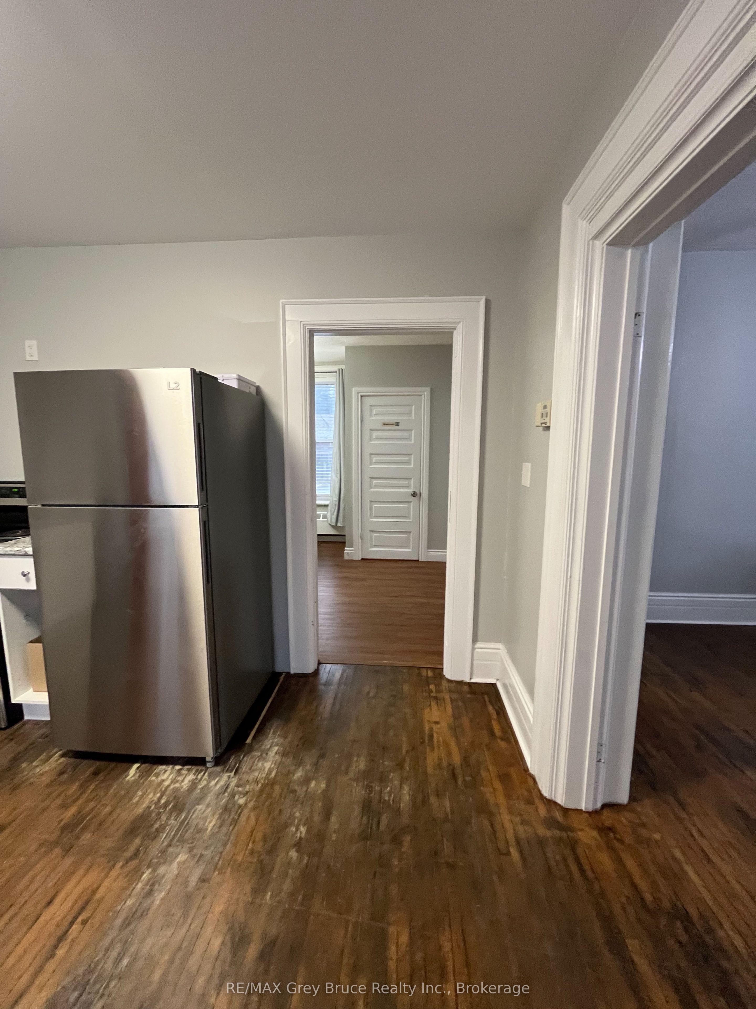 648 2nd Avenue E Property Photo 6