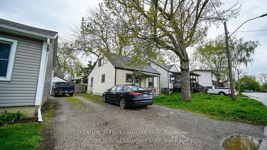 19 Montgomery Drive Property Photo 2