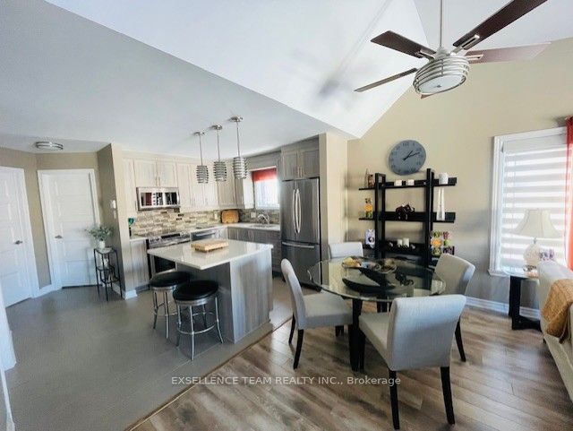 222 First Street E 201 Property Photo 15