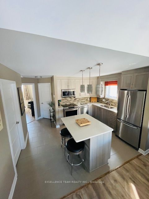 222 First Street E 201 Property Photo 16