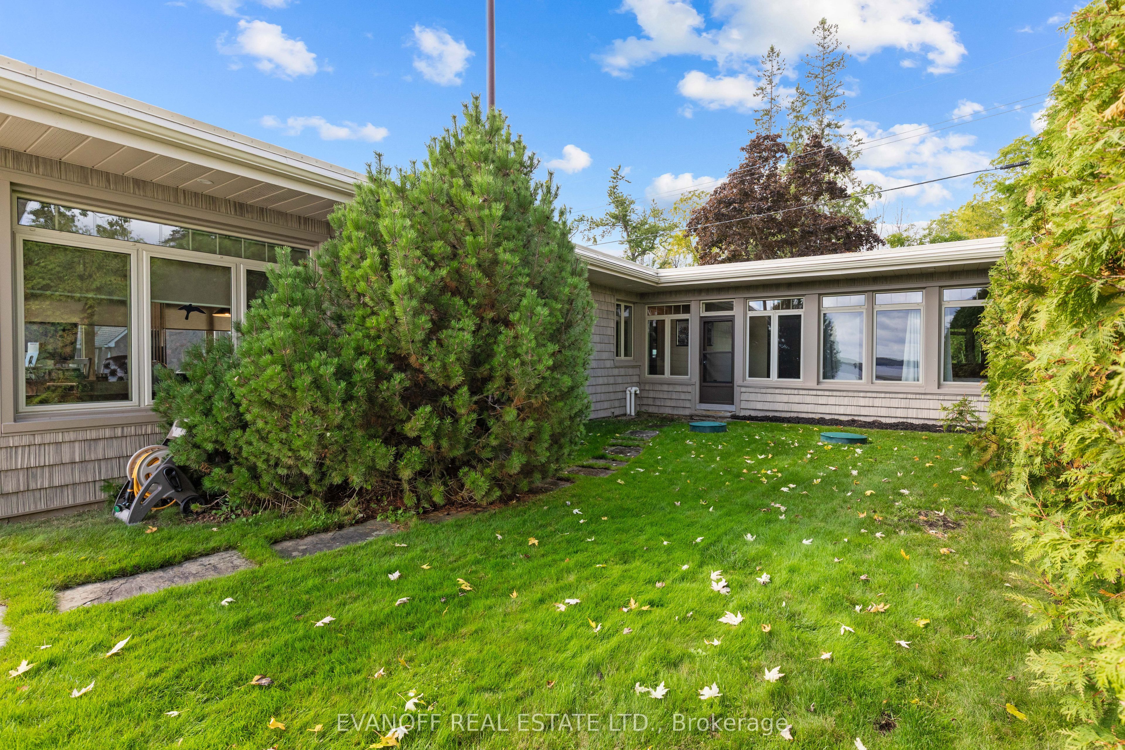 20 Lakeview Park Road Property Photo 42