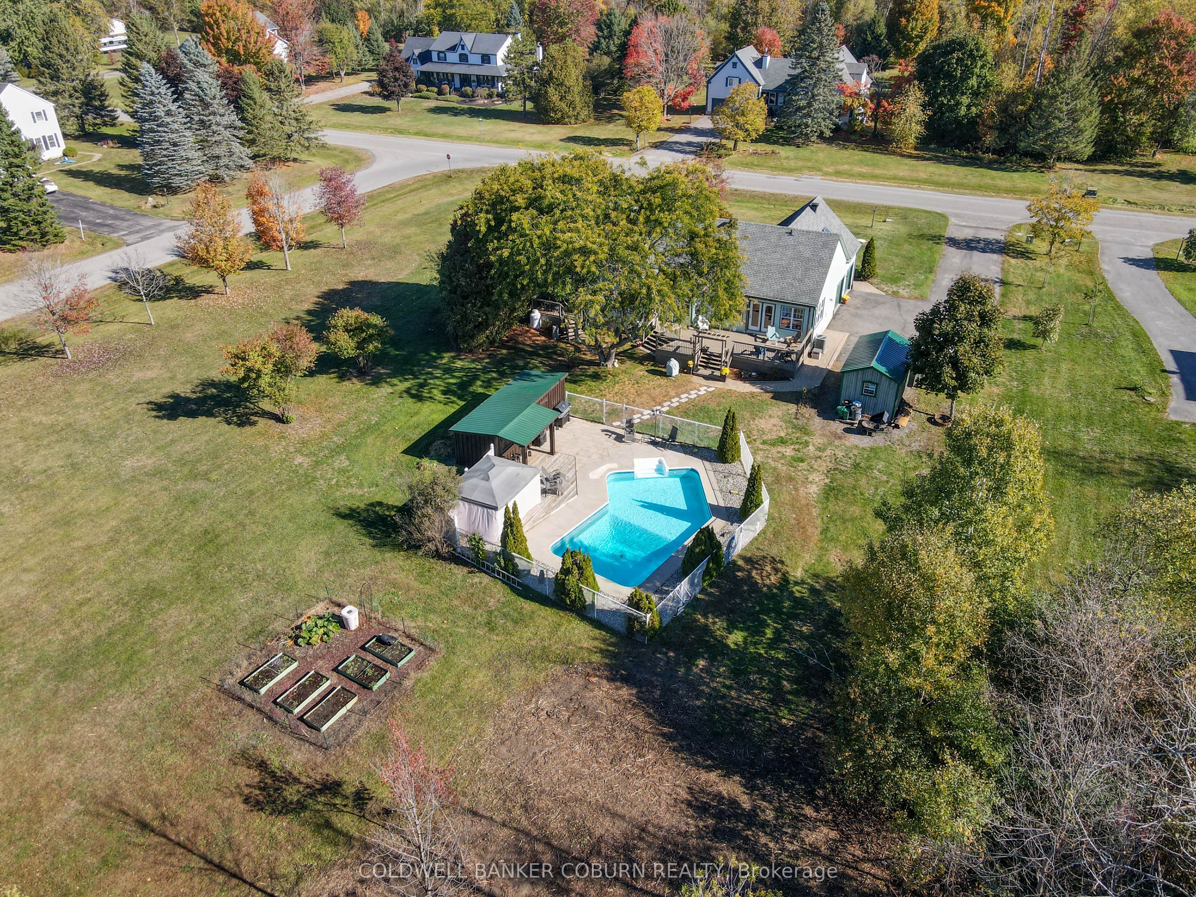 11 Kimberly Avenue Property Photo 2