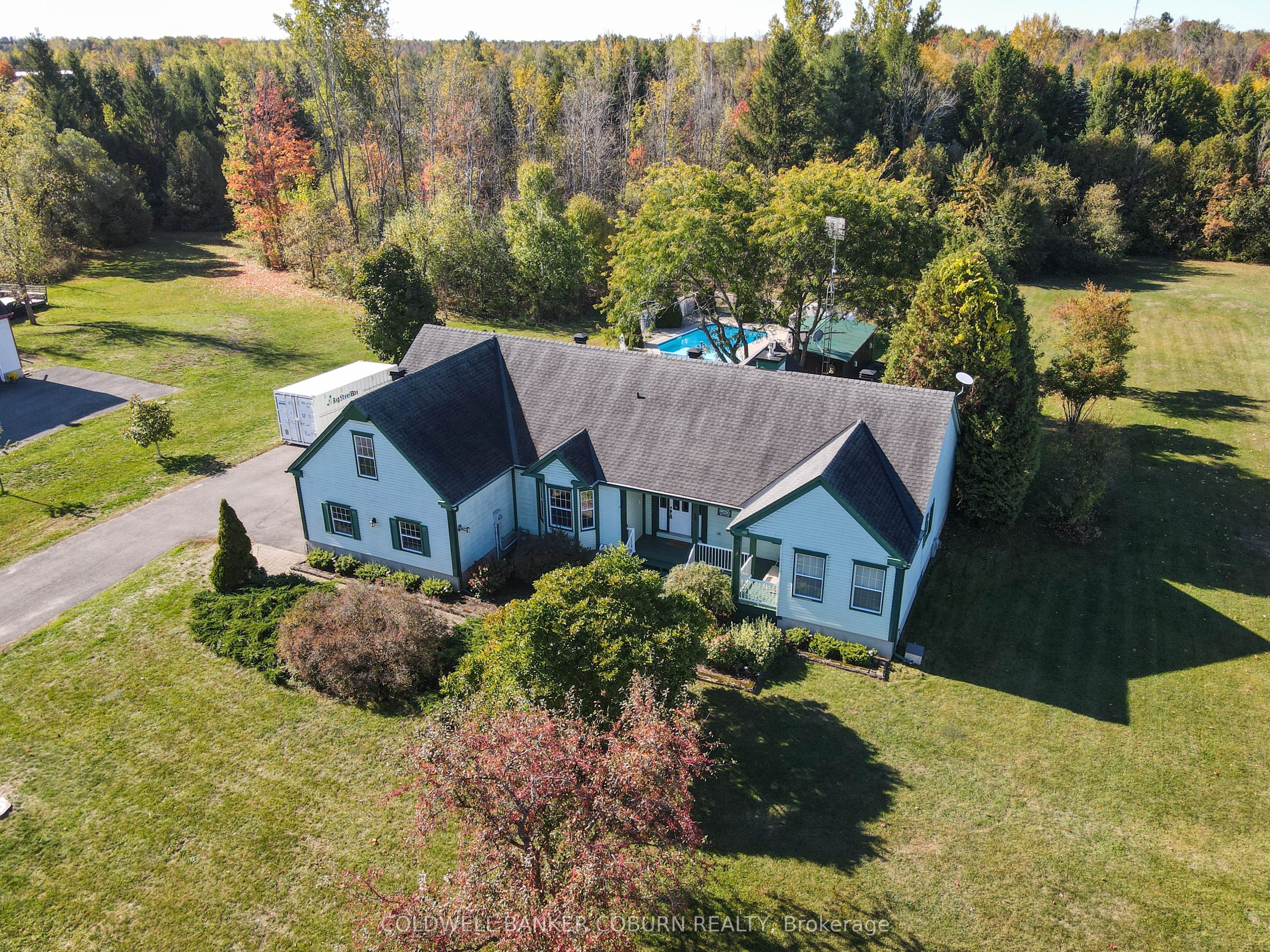 11 Kimberly Avenue Property Photo 6