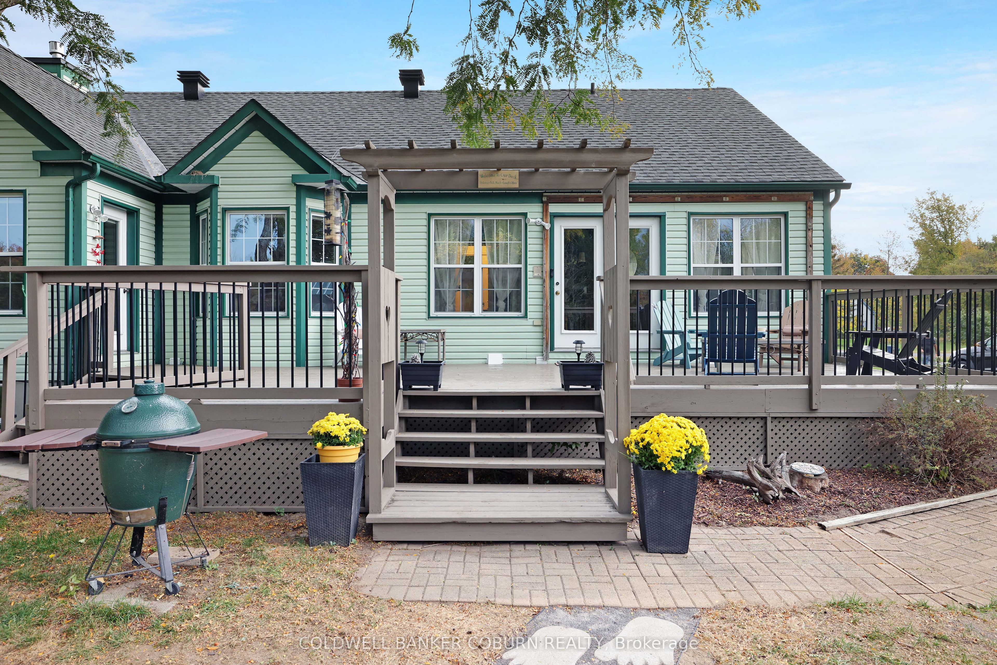 11 Kimberly Avenue Property Photo 8