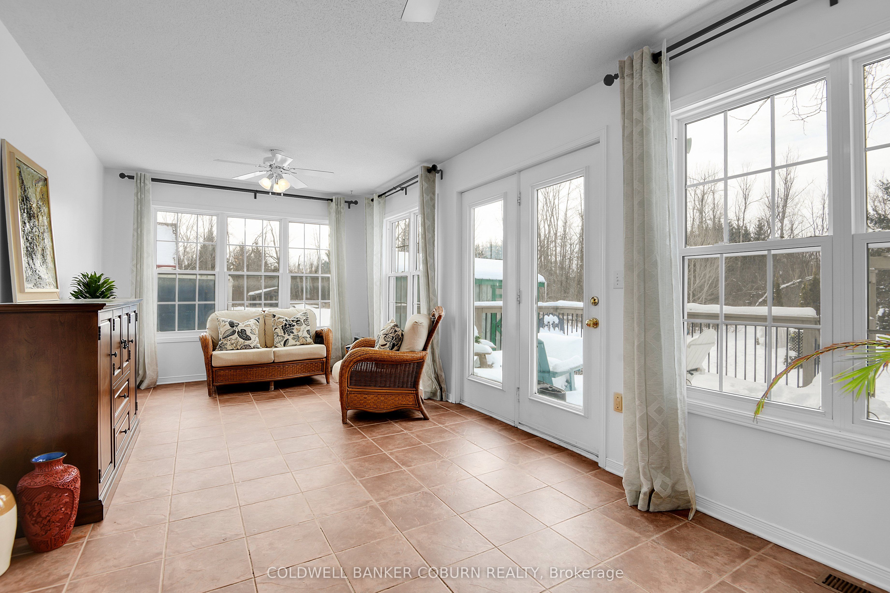 11 Kimberly Avenue Property Photo 25