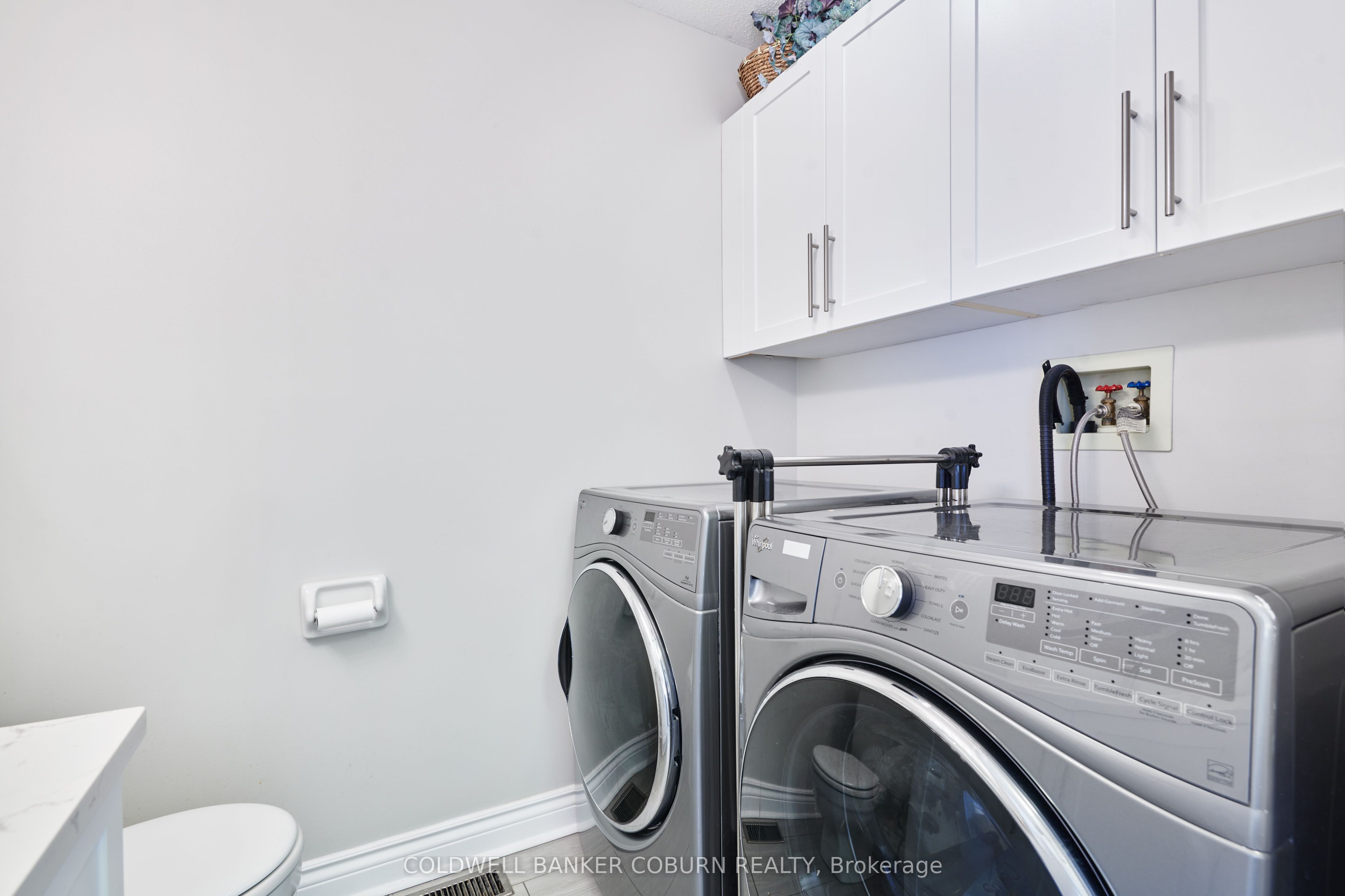11 Kimberly Avenue Property Photo 27