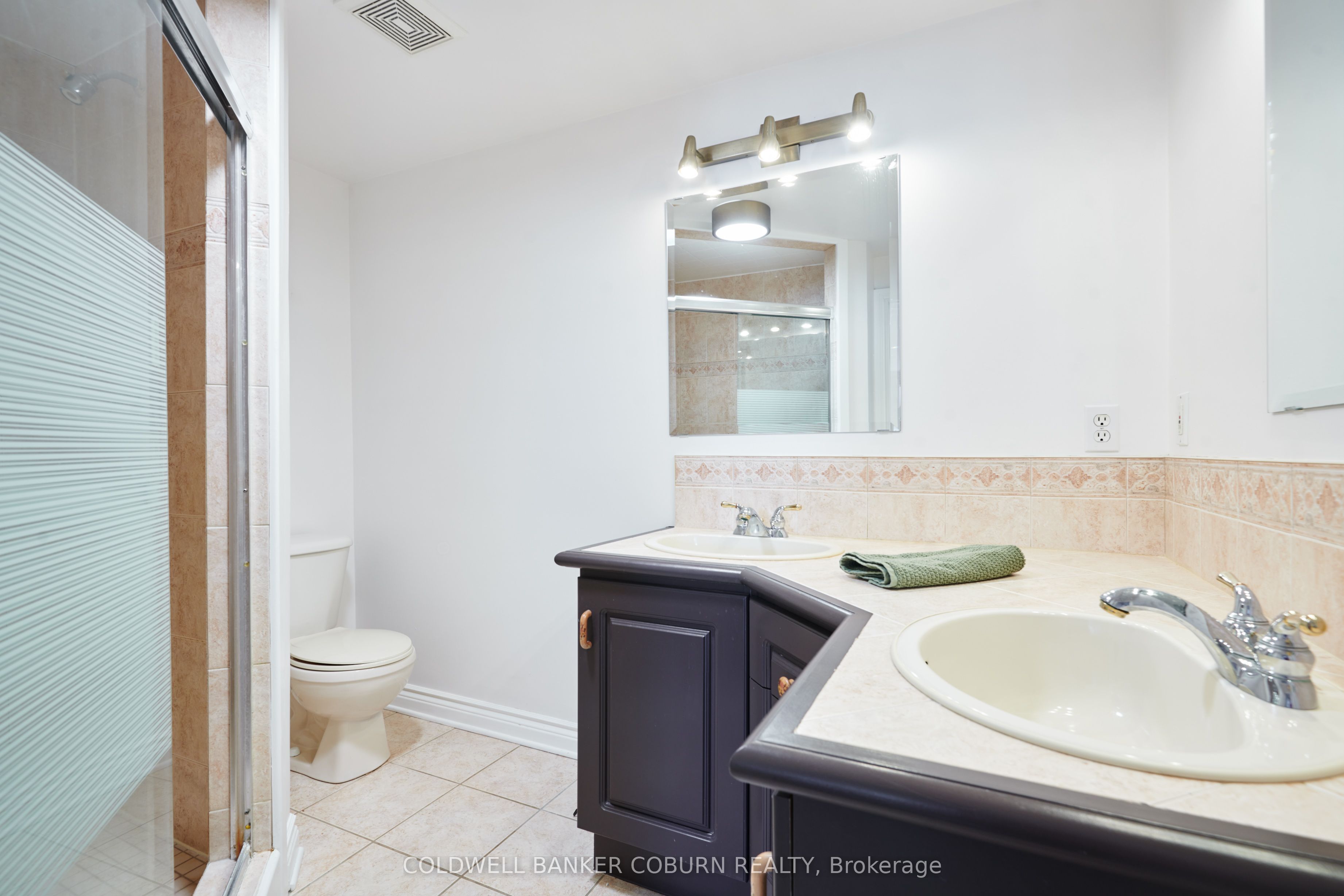 11 Kimberly Avenue Property Photo 34