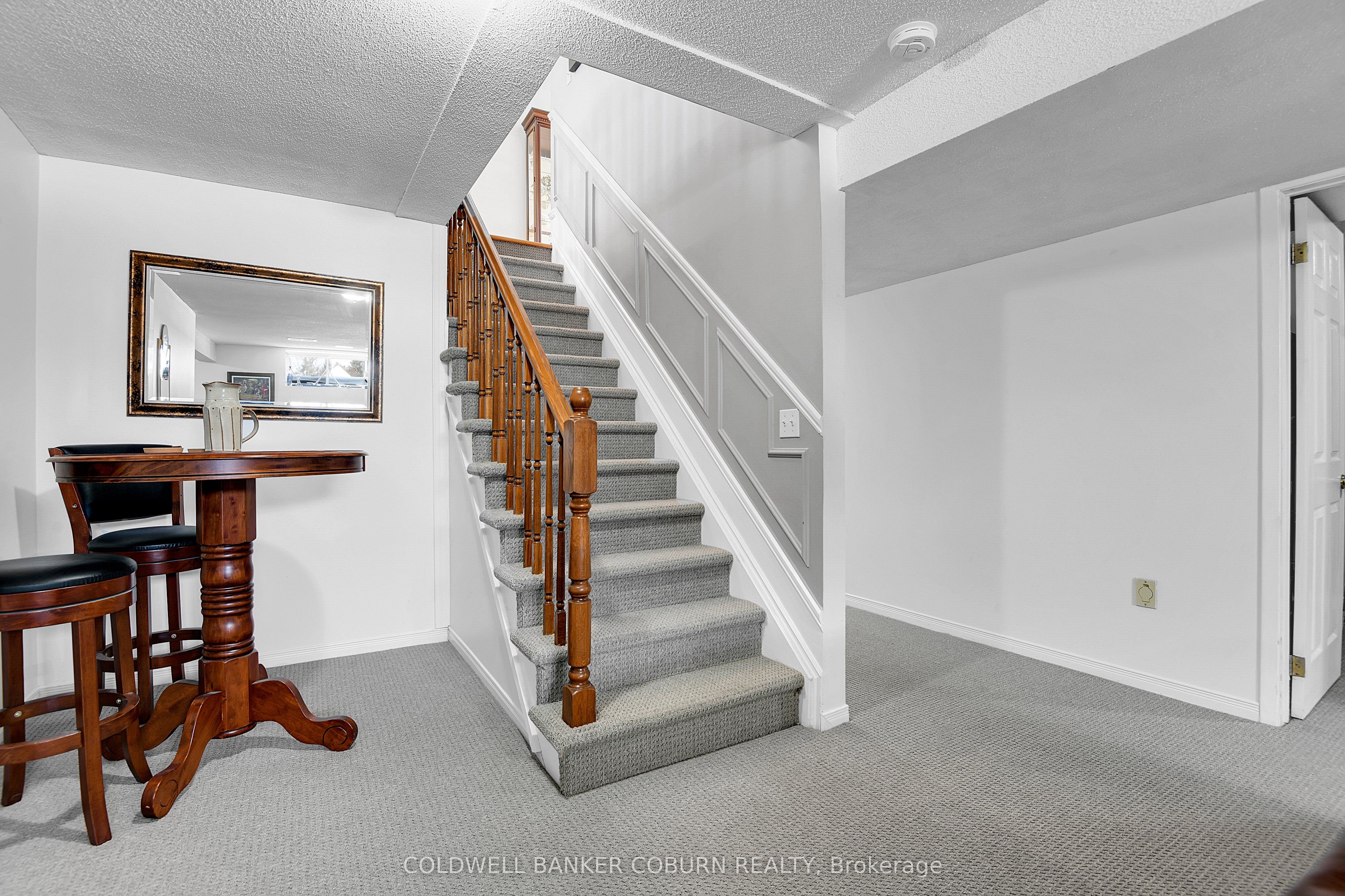 11 Kimberly Avenue Property Photo 35