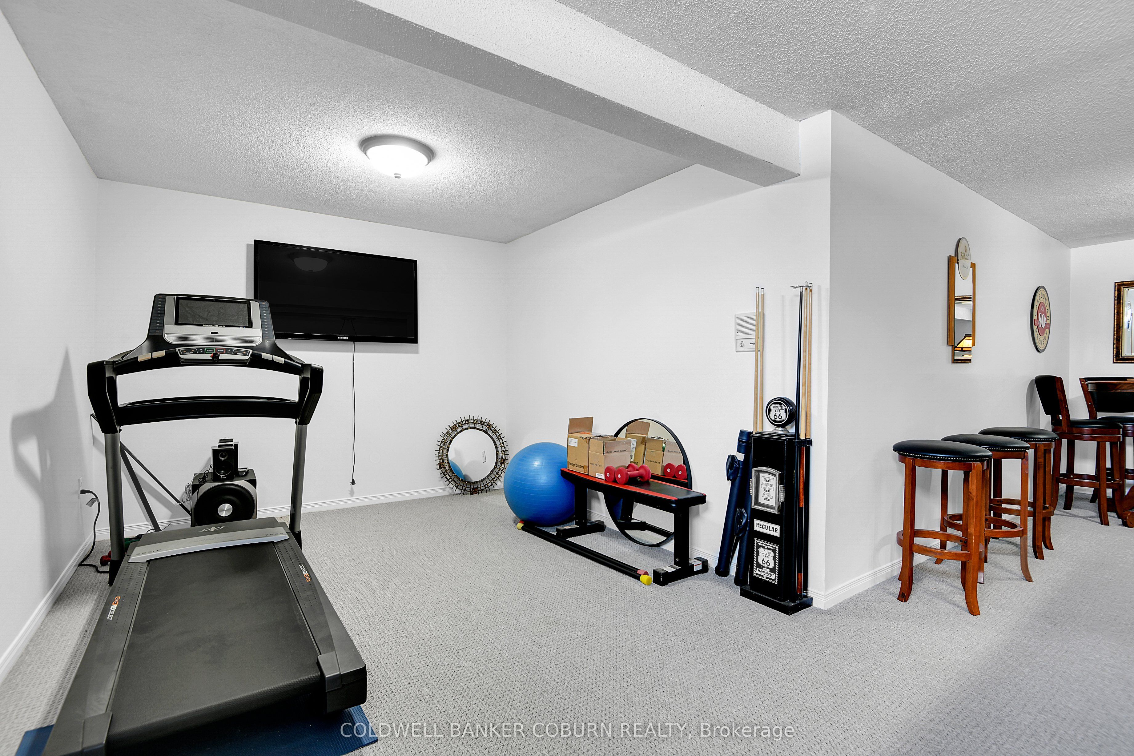 11 Kimberly Avenue Property Photo 37