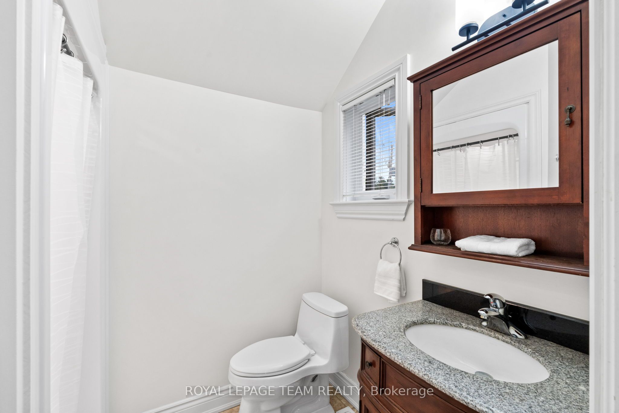 330 Gardiner Shore Road Property Photo 27
