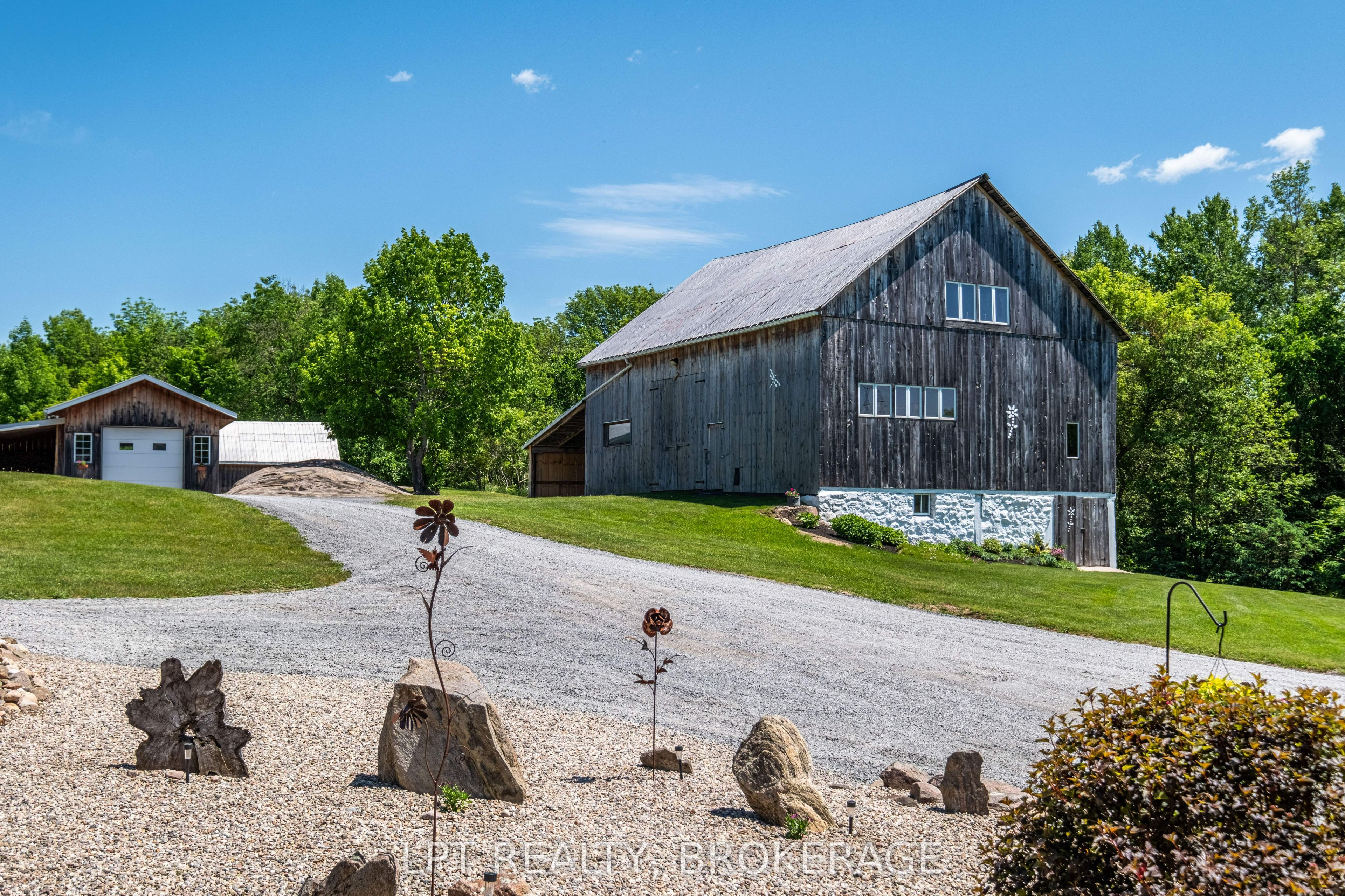 1758 Forty Foot Road Property Photo 12
