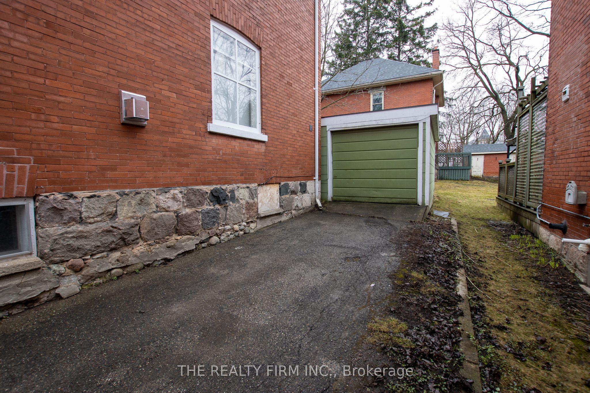 3 Daly Avenue Property Photo 38