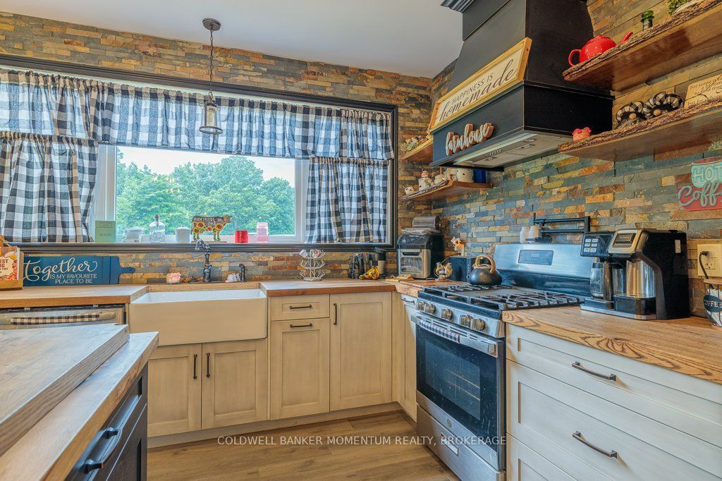 2848 Mountain Road Property Photo 14