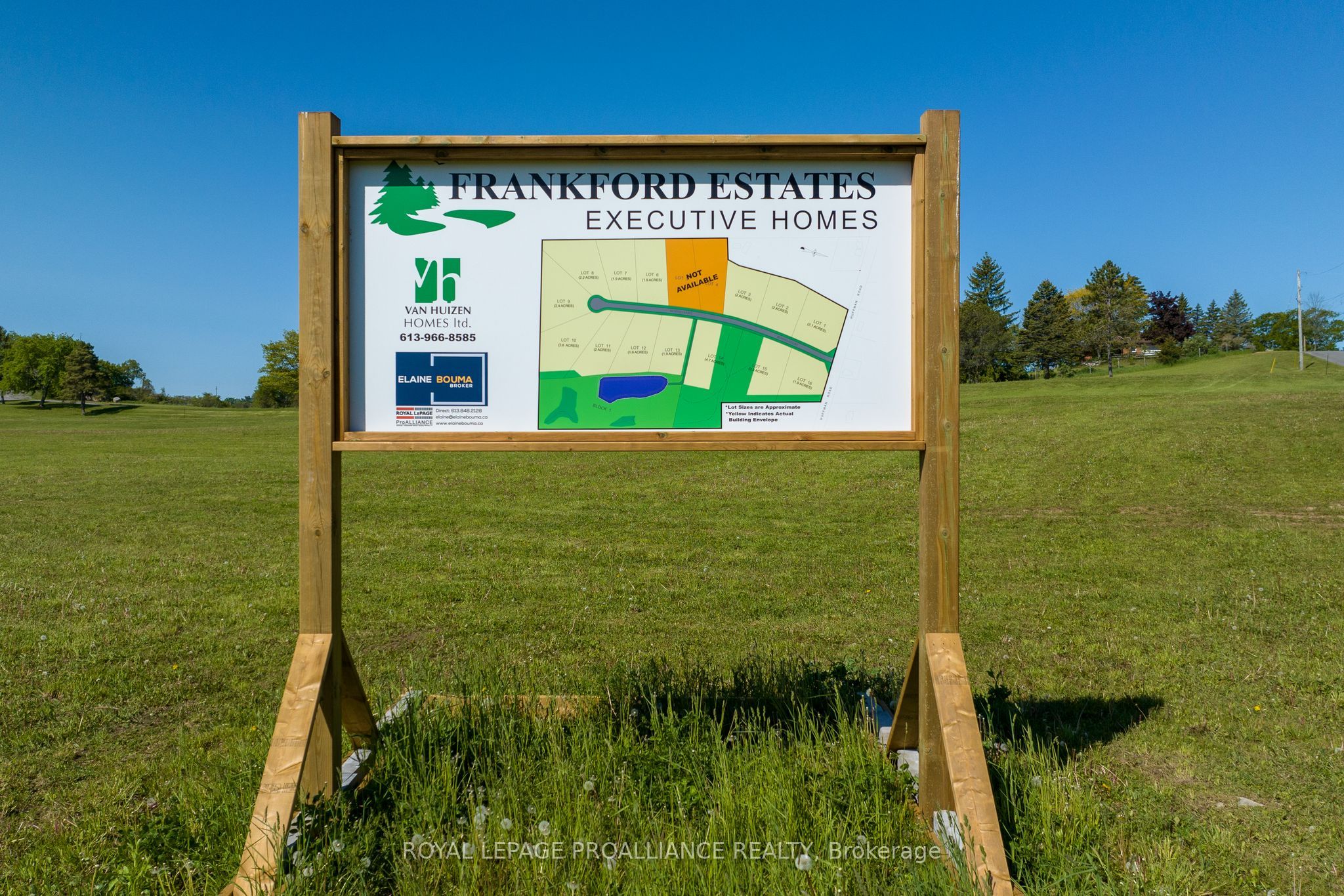 6 Berend Court Property Photo 8