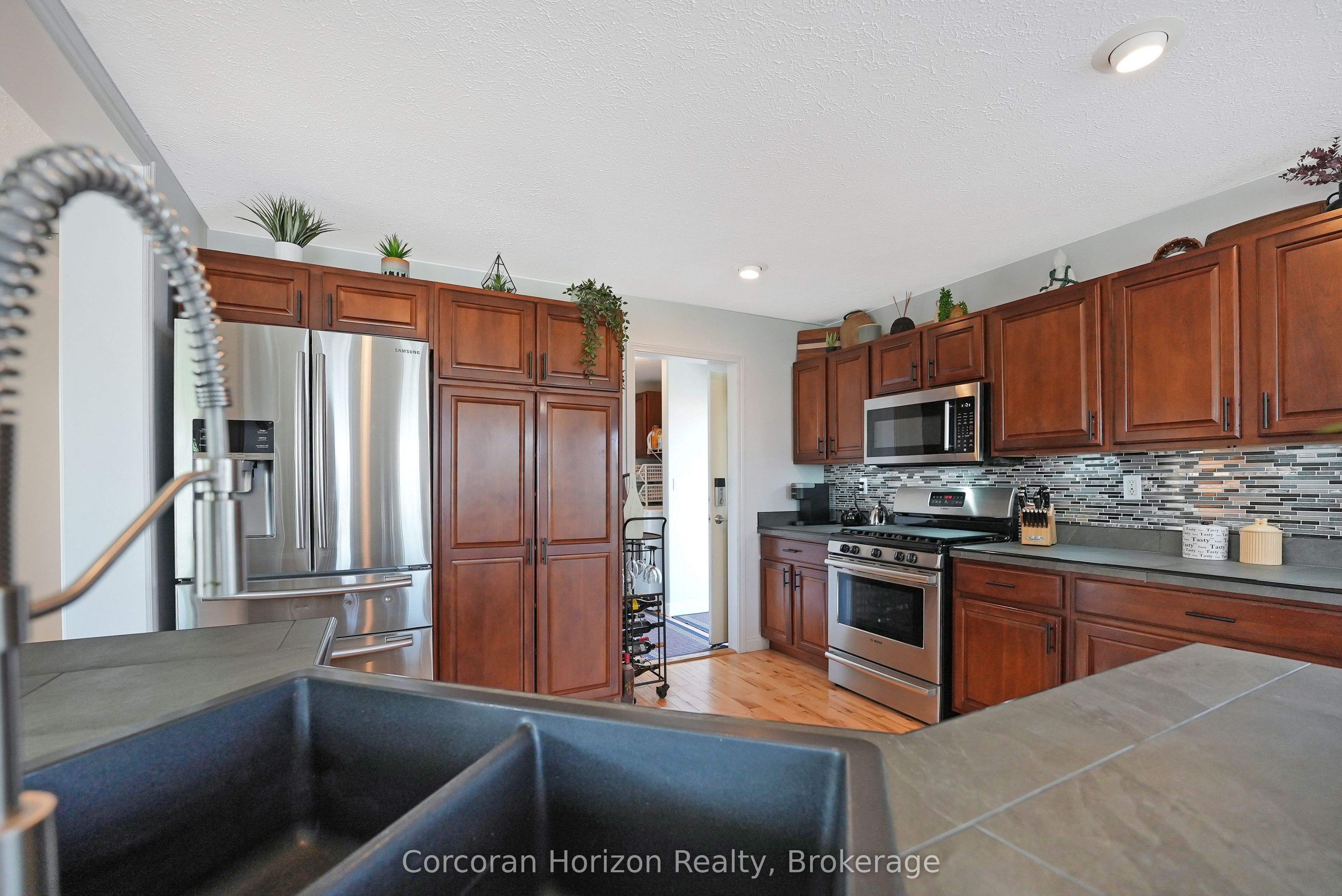 53 Creekside Circle Property Photo 12