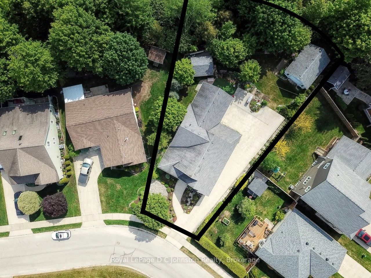 44 Eastgate Drive Property Photo 4