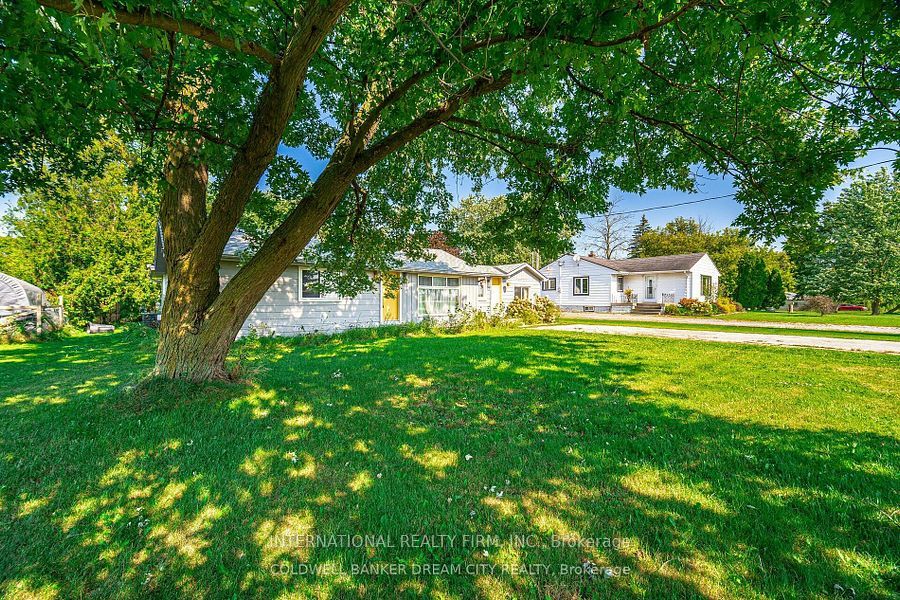3691 Highway 6 Property Photo 1