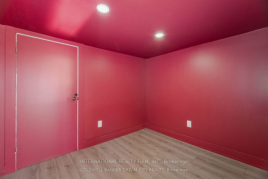 3691 Highway 6 Property Photo 7