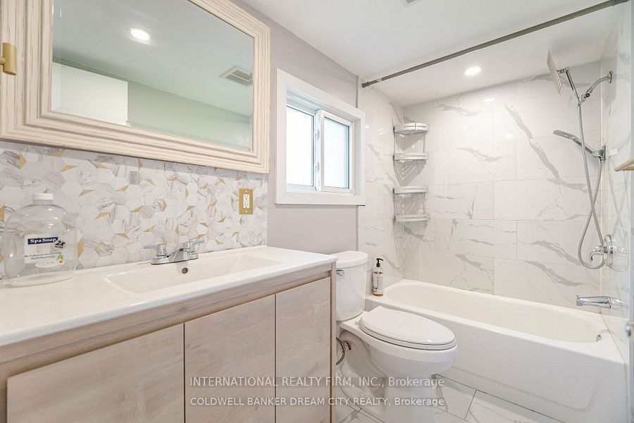 3691 Highway 6 Property Photo 10