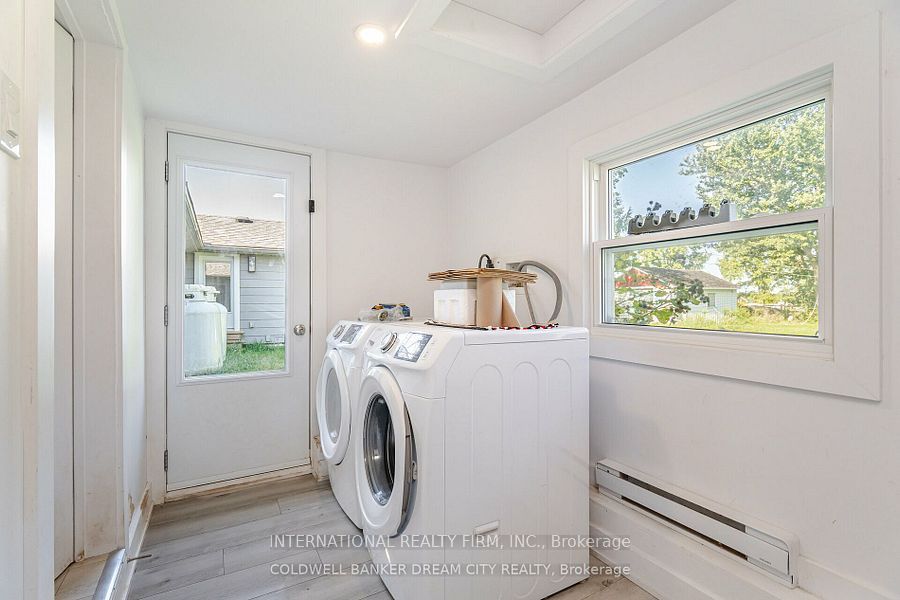3691 Highway 6 Property Photo 15