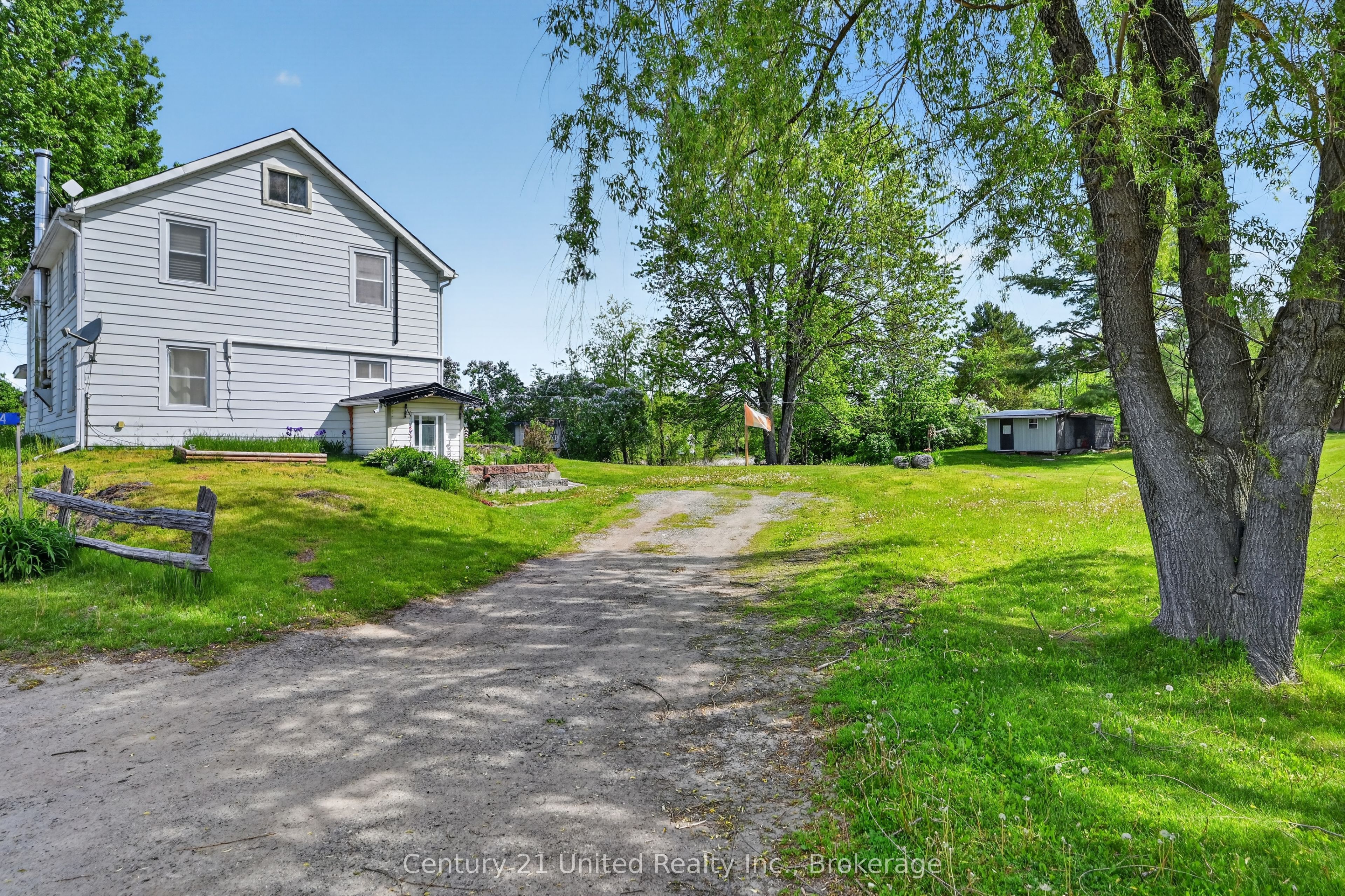 17224 Highway 62 Property Photo 3
