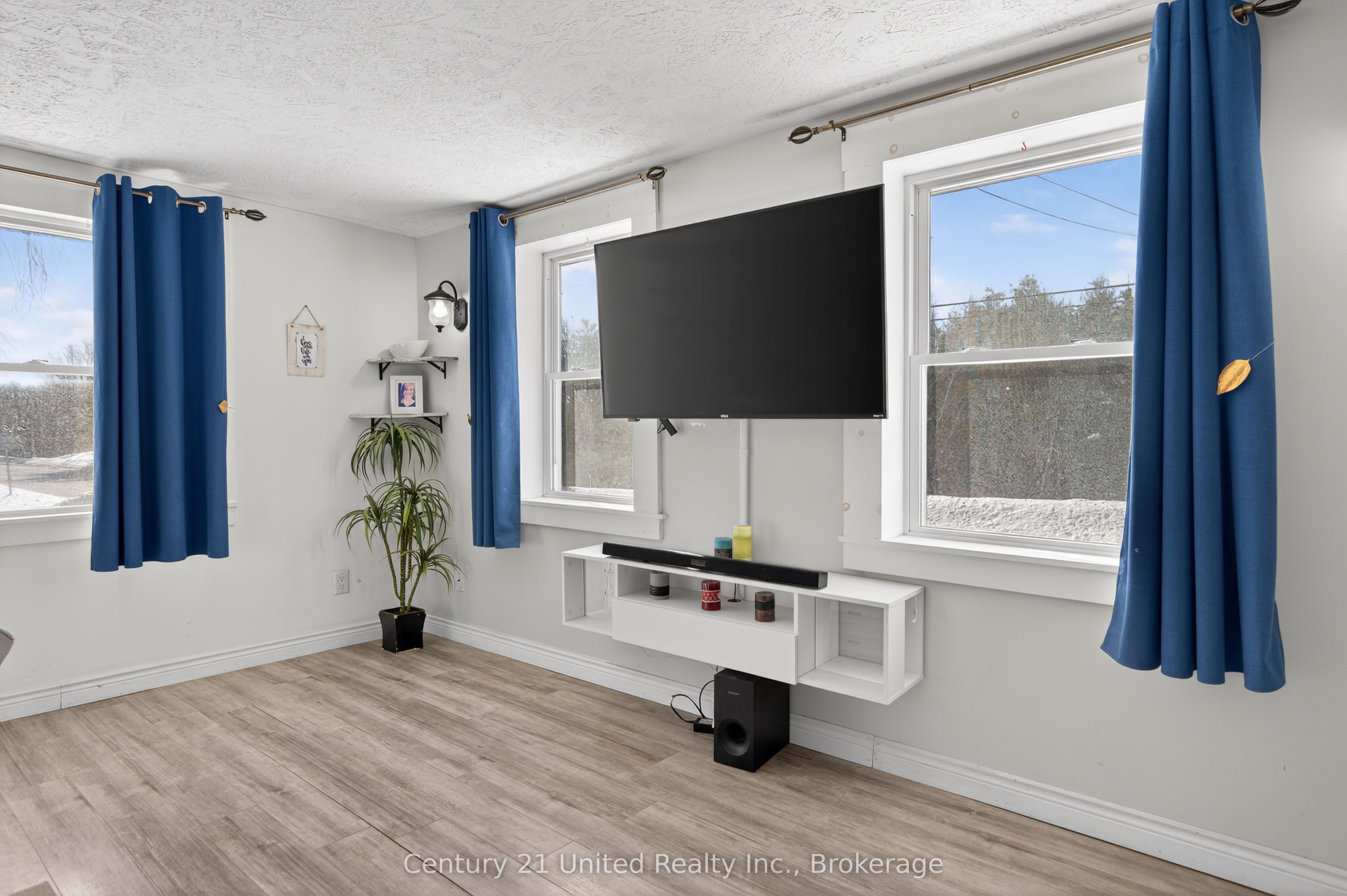 17224 Highway 62 Property Photo 40