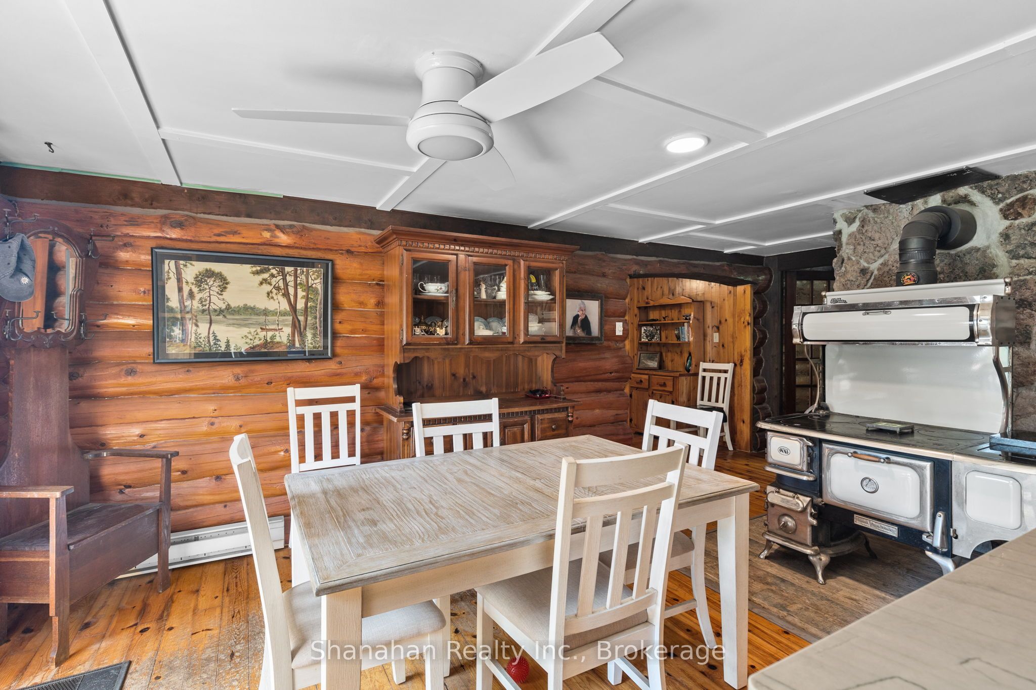 579 Cape Hurd Road Property Photo 15