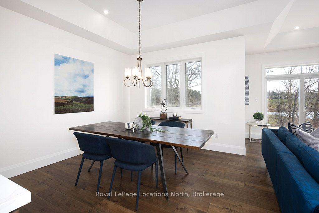 8 Hilton Lane 30 Property Photo 16