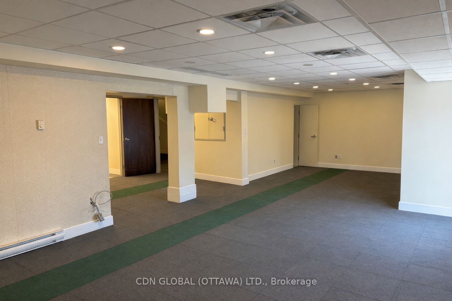 381 Richmond Road Property Photo 4