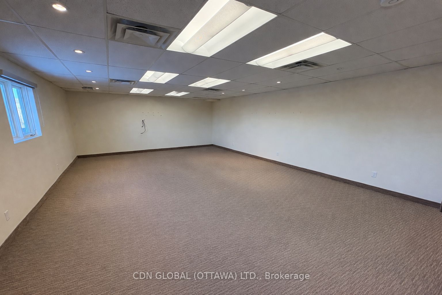 381 Richmond Road Property Photo 5
