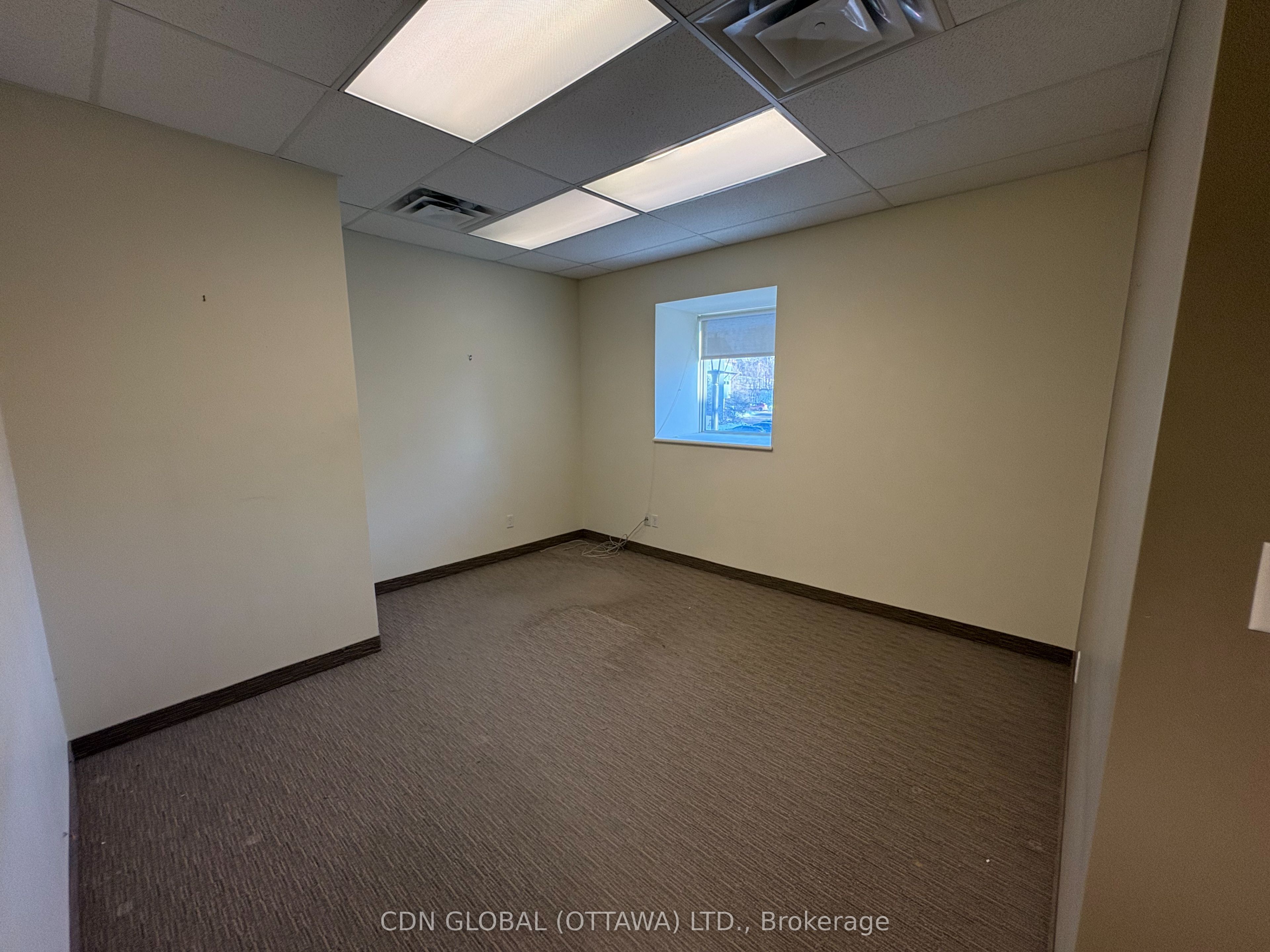 381 Richmond Road Property Photo 6