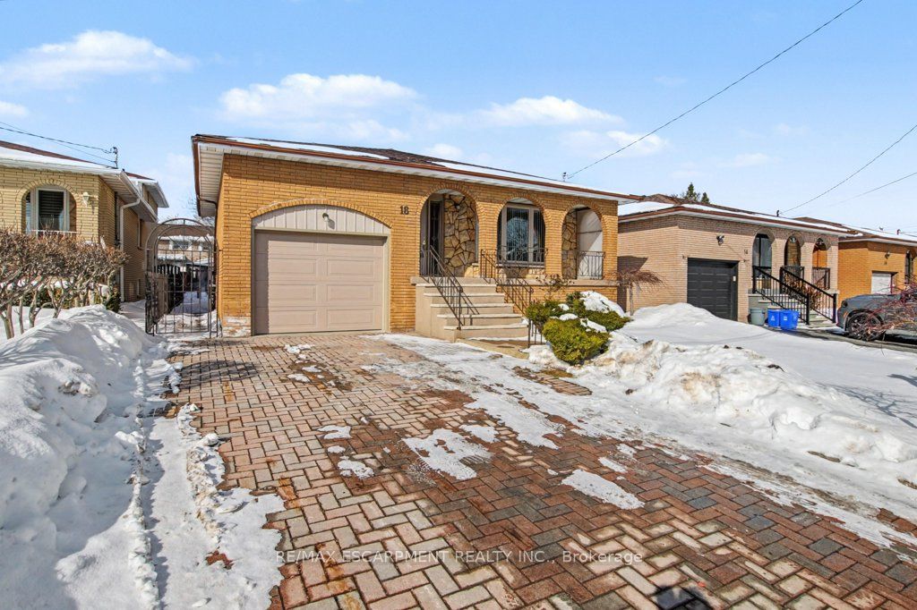 18 Ridley Drive Property Photo 3