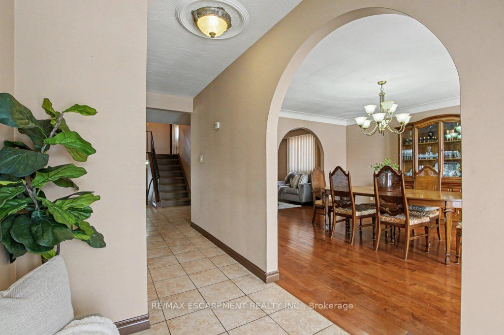 18 Ridley Drive Property Photo 6