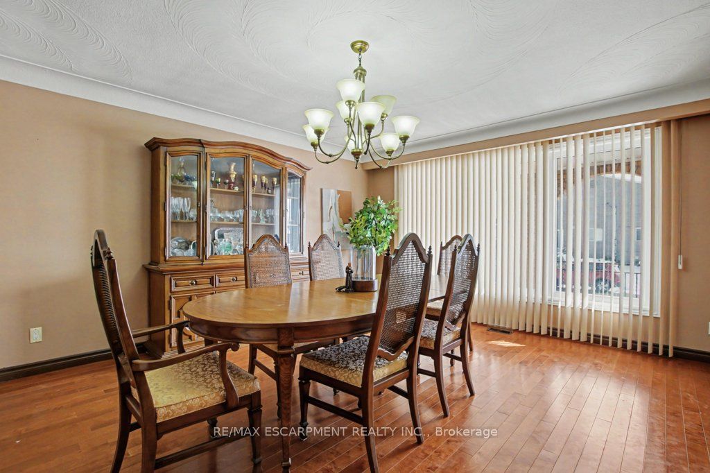 18 Ridley Drive Property Photo 8