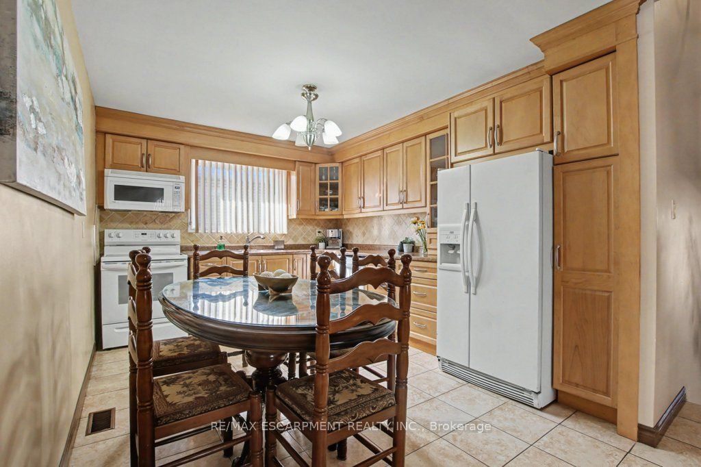 18 Ridley Drive Property Photo 13