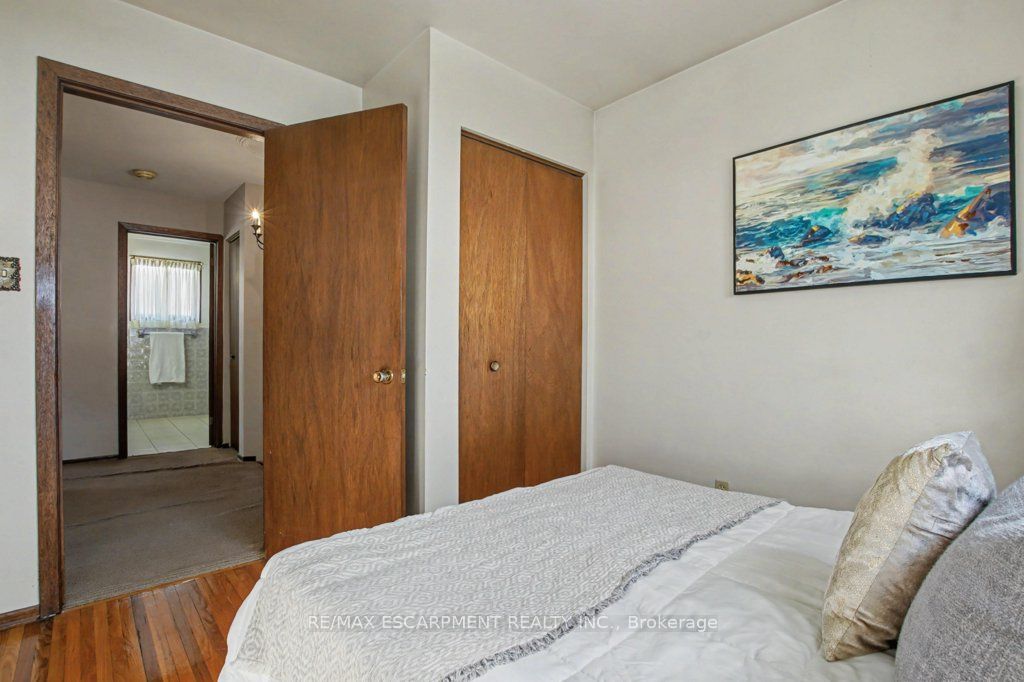 18 Ridley Drive Property Photo 16