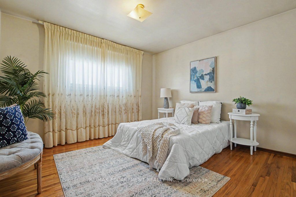 18 Ridley Drive Property Photo 20